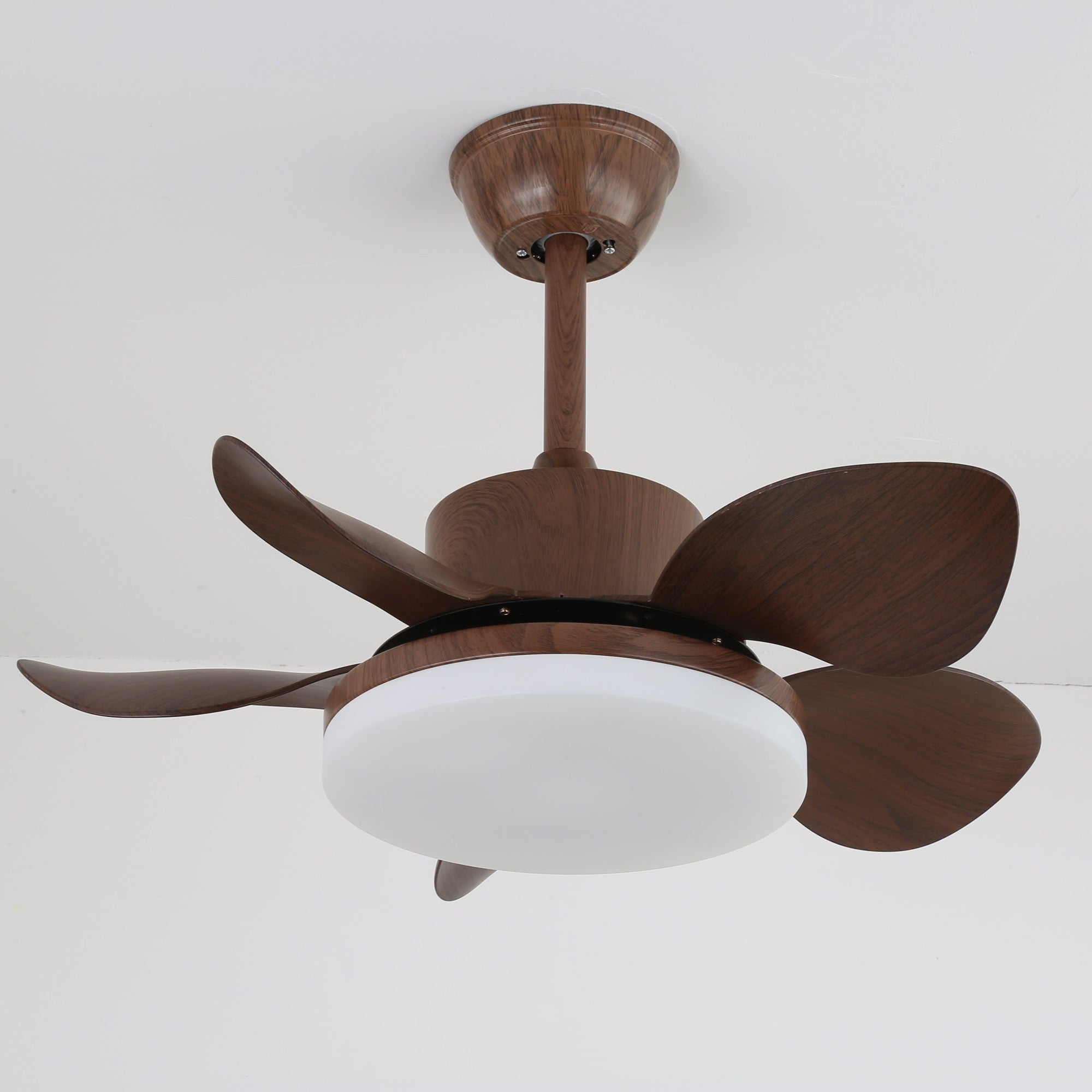 Plafonnier Ventilateur Alenya en bois avec sa lumière LED éteinte