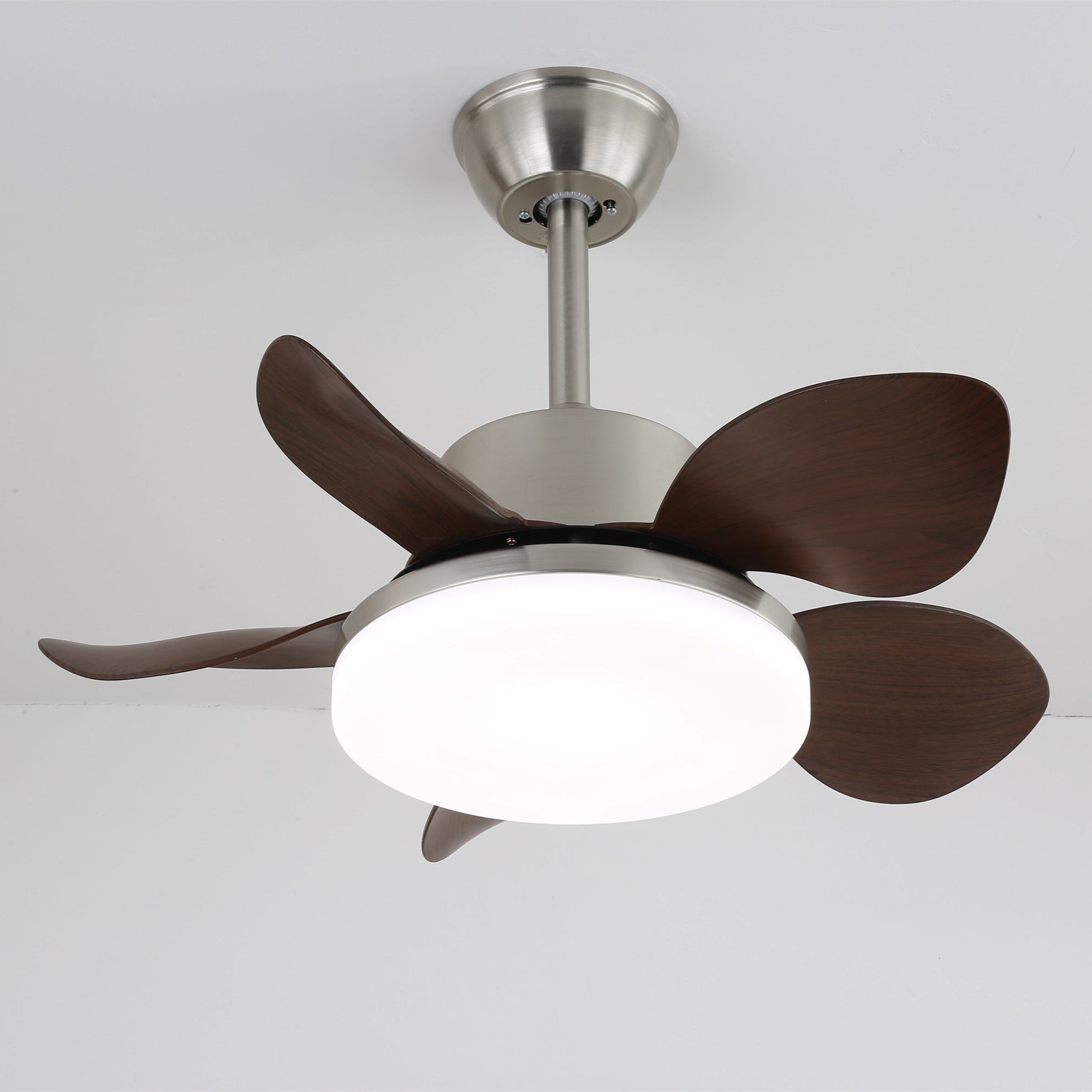 Vue de dessus du plafonnier ventilateur Alenya en bois