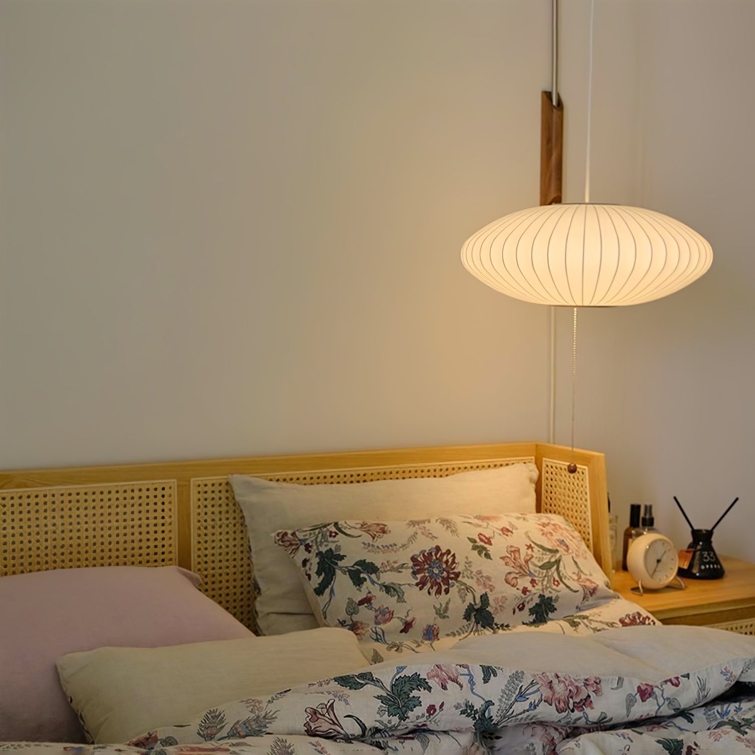 Lustra Wall Sconce Walnut Ball - Neutralighting