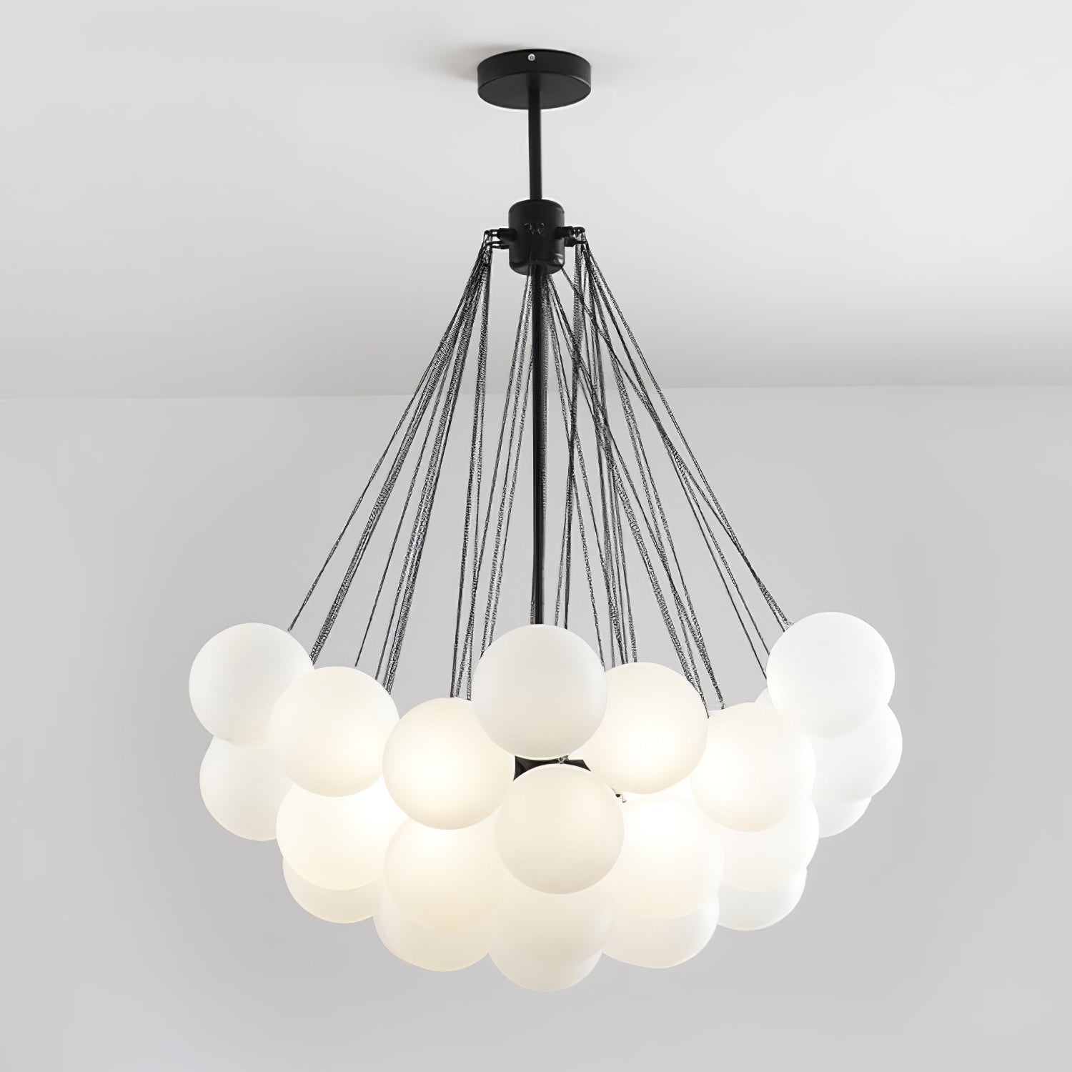 Fayne Suspension Bulle à Globe en Verre - Neutralighting
