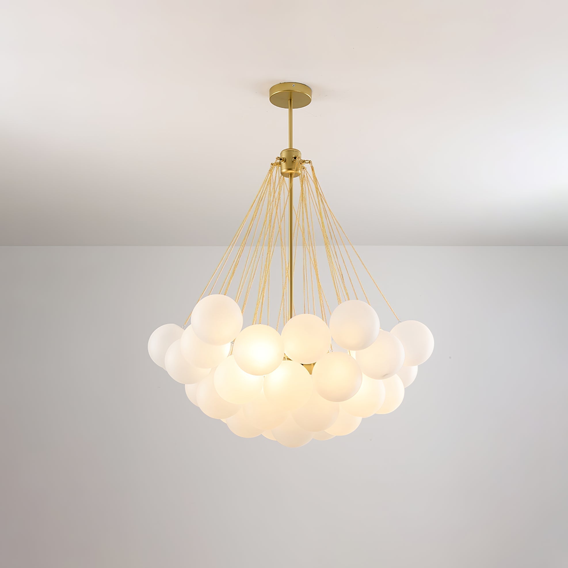 Fayne Suspension Bulle à Globe en Verre - Neutralighting