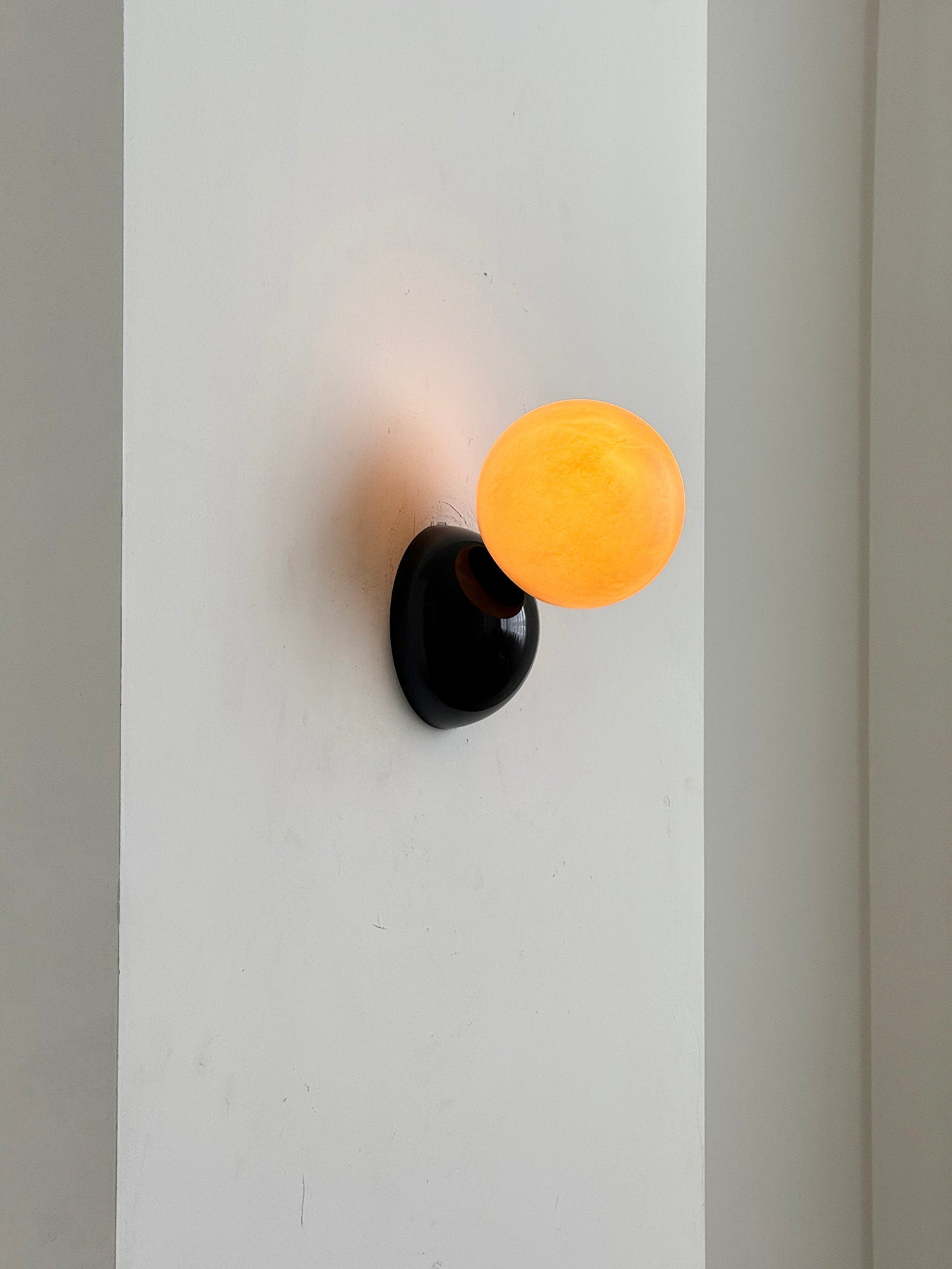 Arca Modern Minimalist Eclipse Mrable Metal Wall Lamp - Lamp Copper