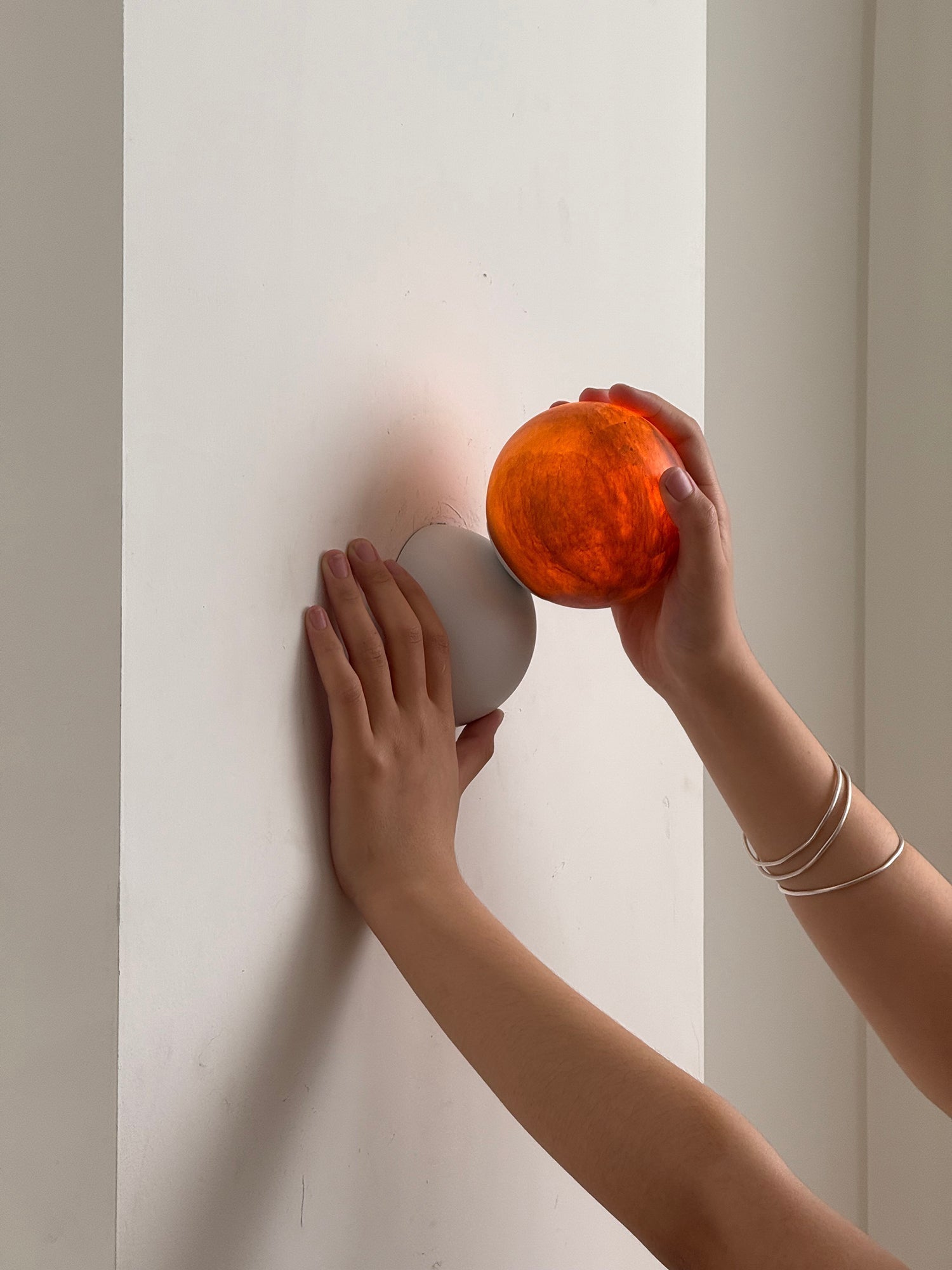 Arca Modern Minimalist Eclipse Mrable Metal Wall Lamp - Lamp Copper