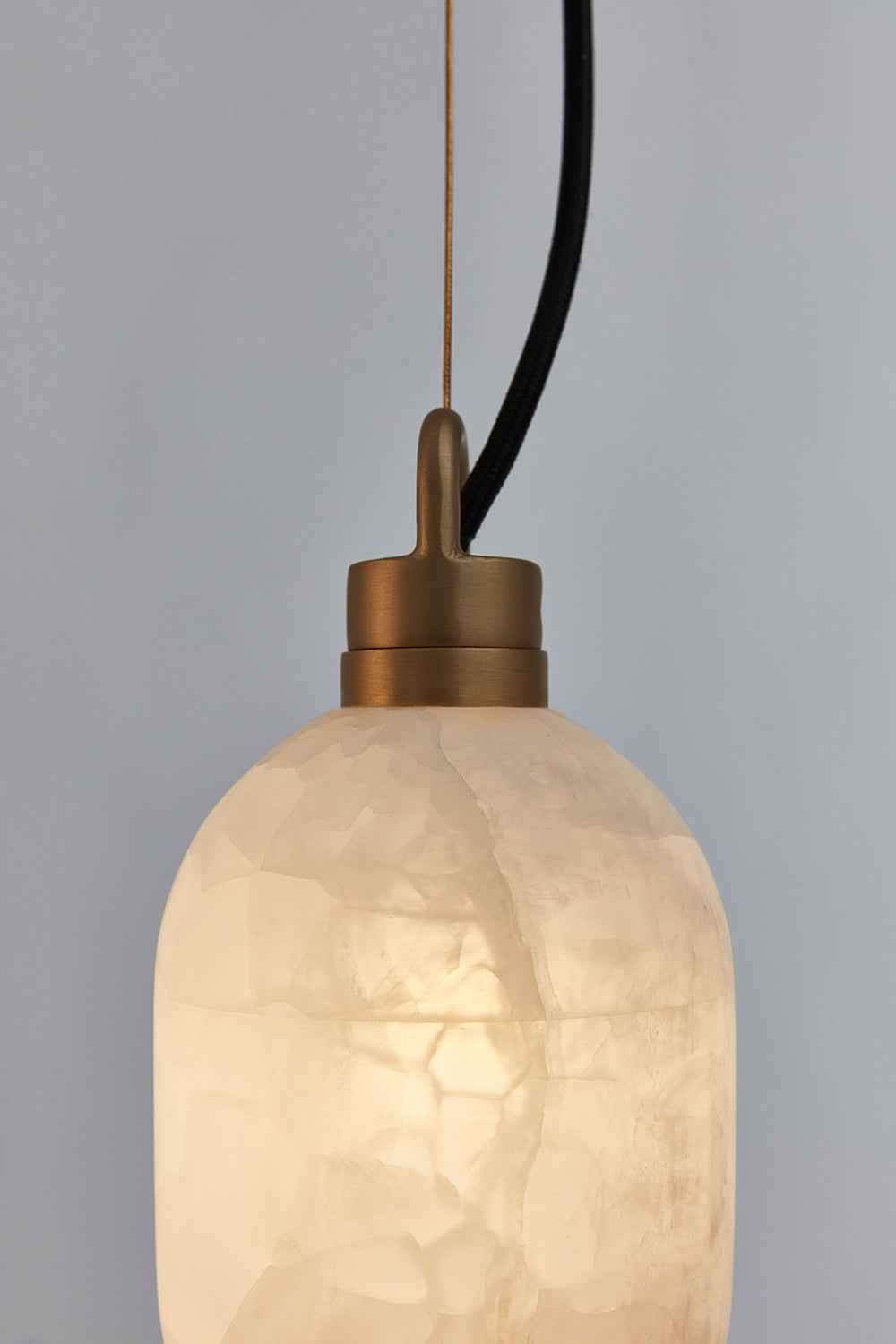 Umbra Lampe Pendante en Métal de Laiton et Albâtre Minimaliste Moderne - Neutralighting