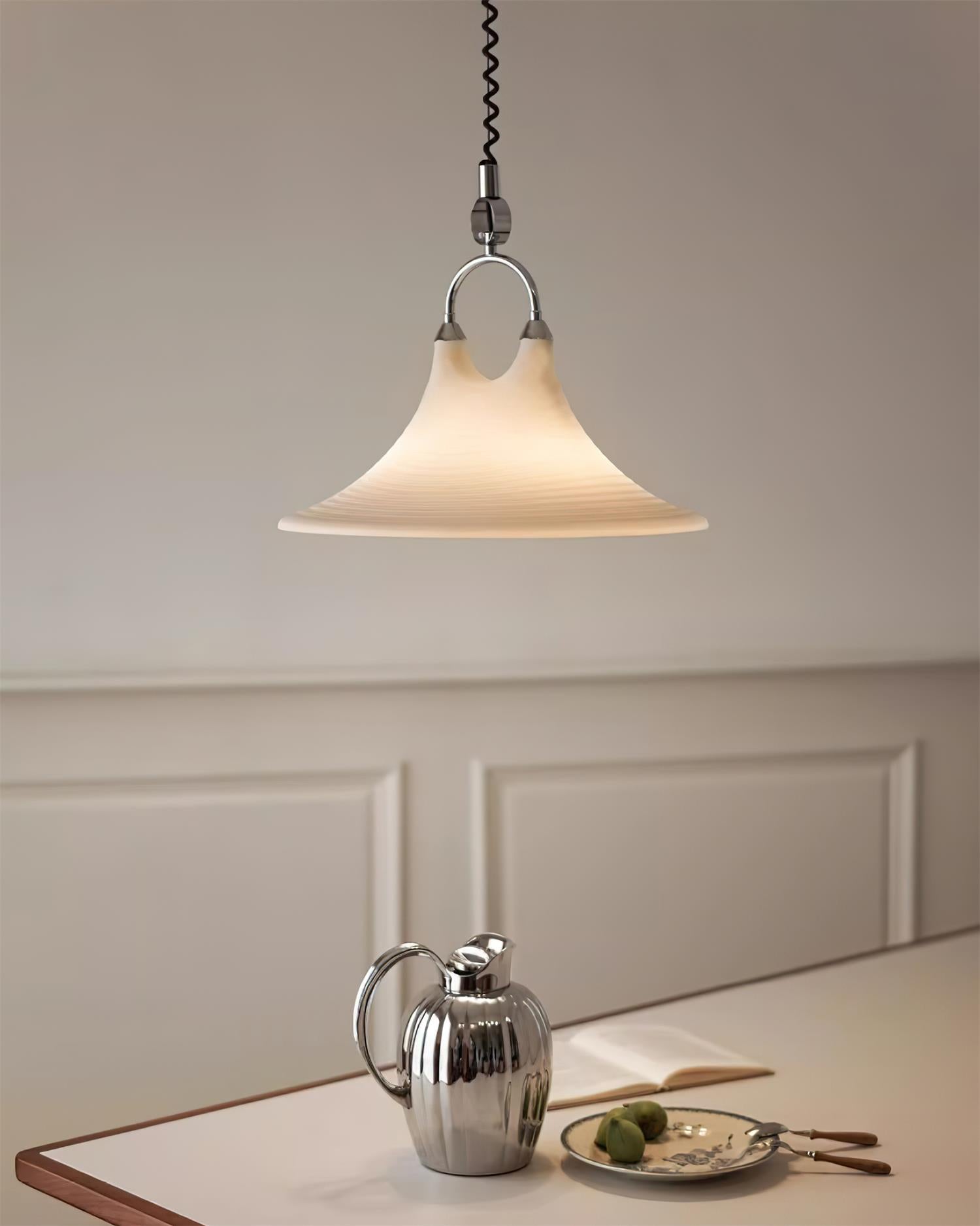 Aria Lustre en Plastique à Créativité Individuelle en Forme de Trompette - Neutralighting