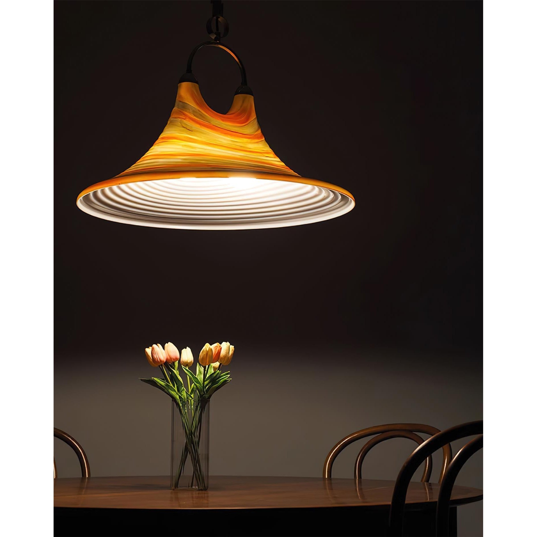 Aria Lustre en Plastique à Créativité Individuelle en Forme de Trompette - Neutralighting