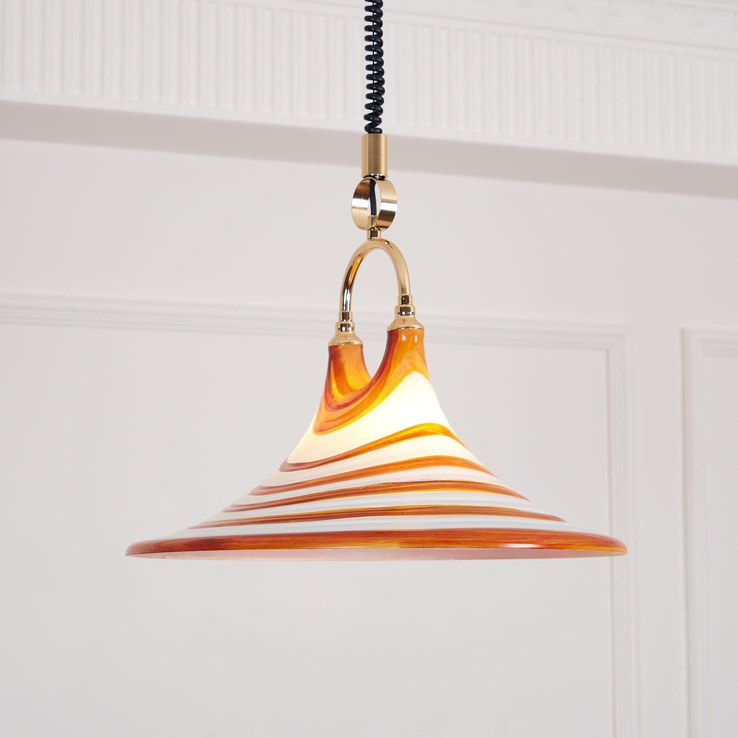 Aria Lustre en Plastique à Créativité Individuelle en Forme de Trompette - Neutralighting