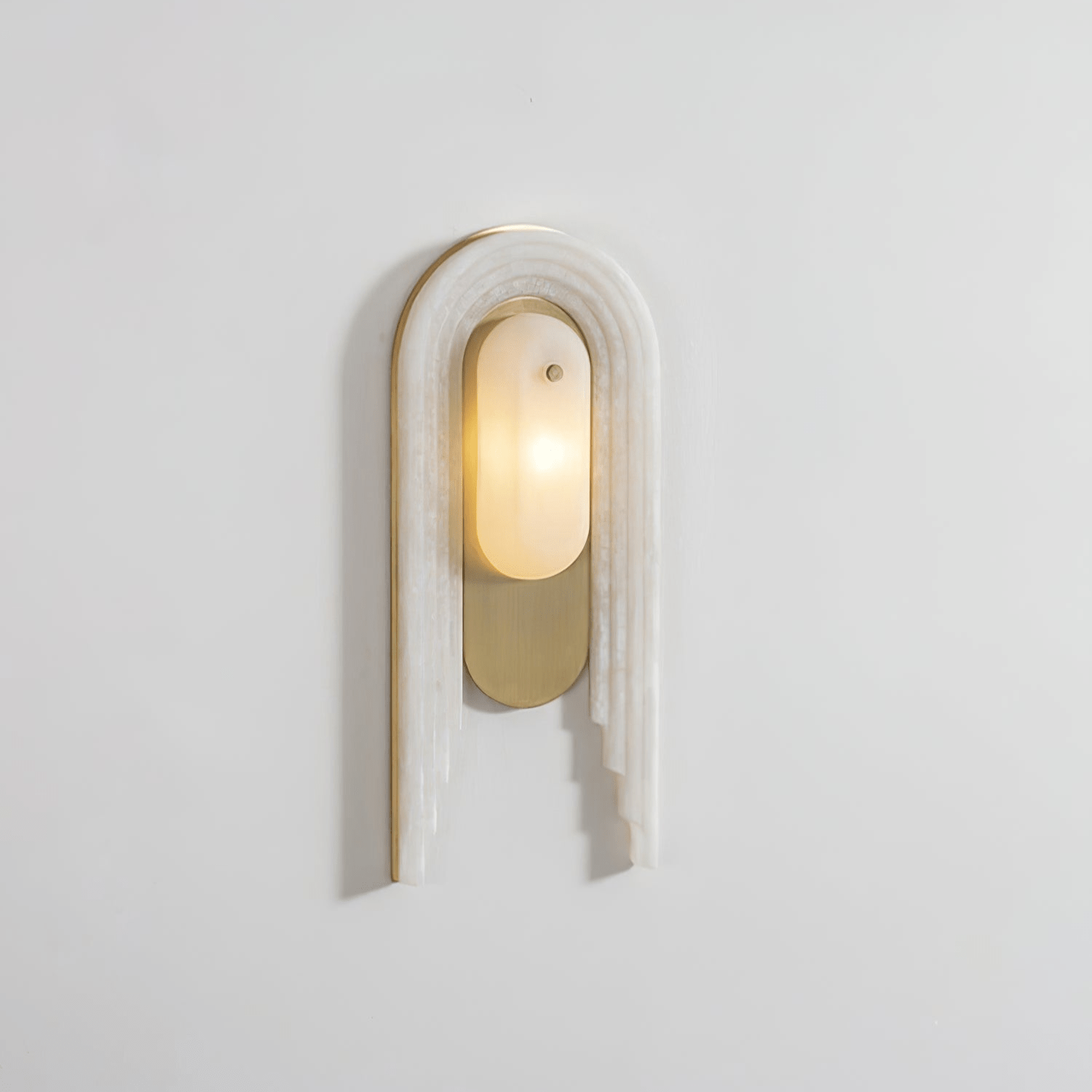 Sytalion Applique Murale Élégante en Albâtre en Arc - Neutralighting