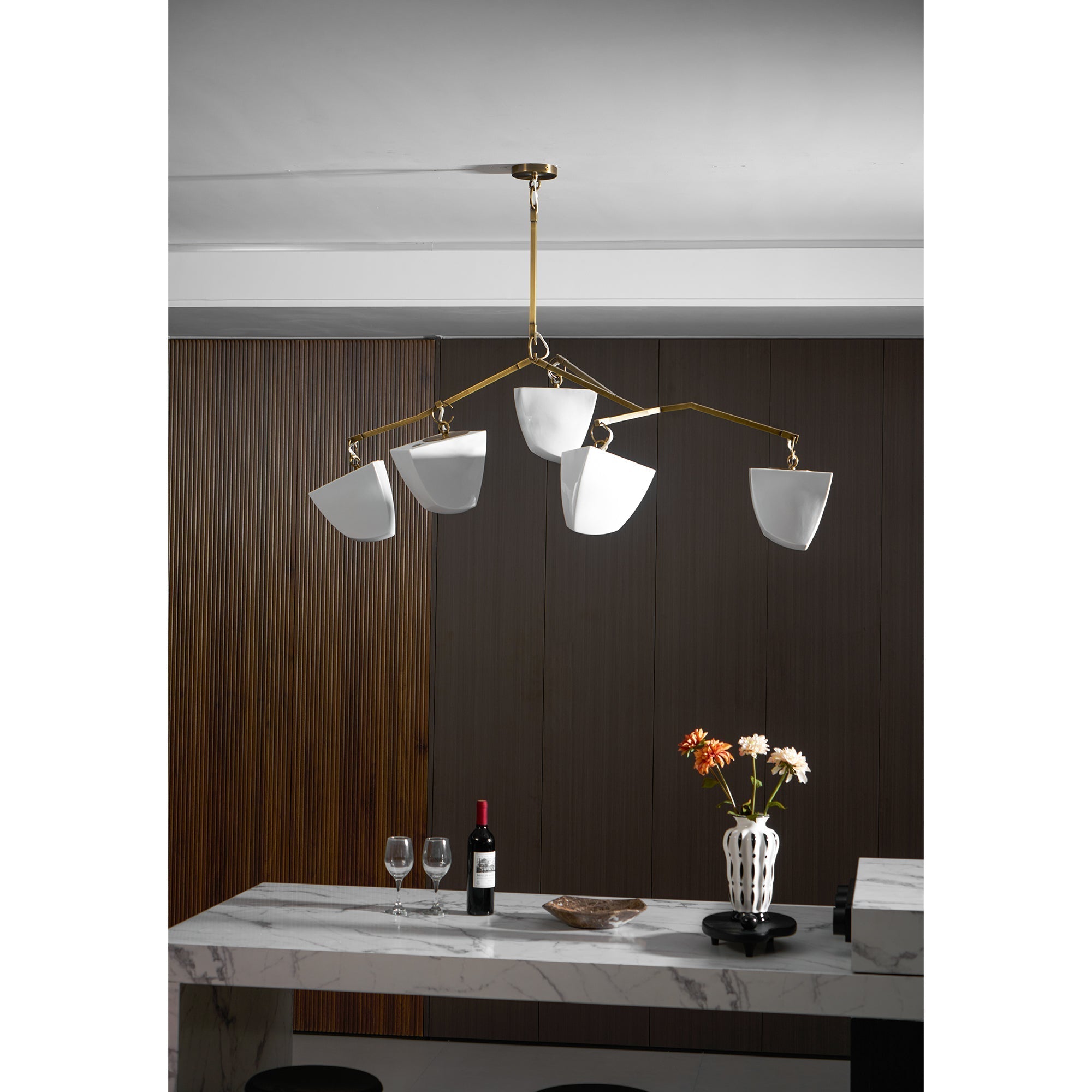 Iris Lustre en Laiton et Céramique à Créativité Individuelle Mobile - Neutralighting