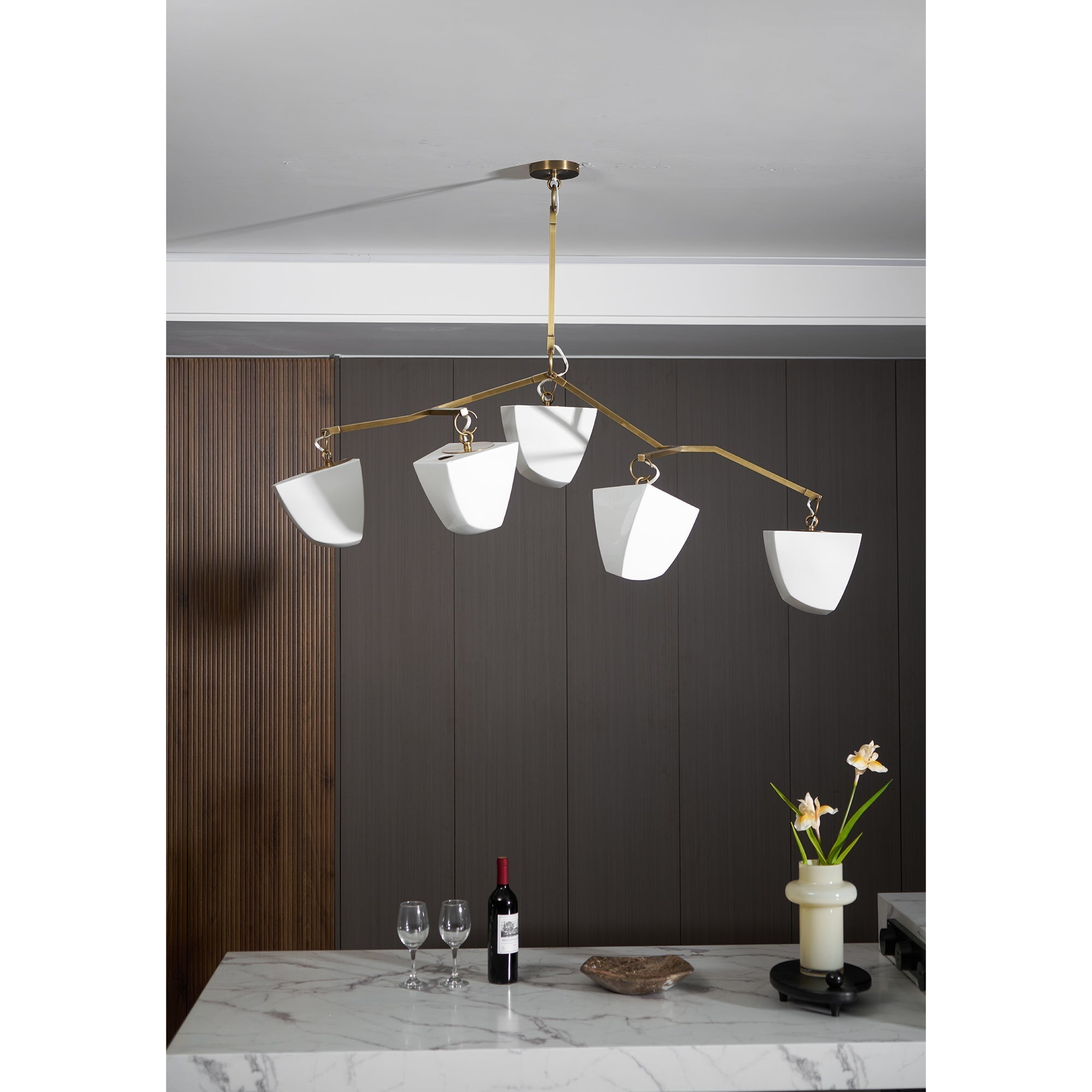Iris Lustre en Laiton et Céramique à Créativité Individuelle Mobile - Neutralighting