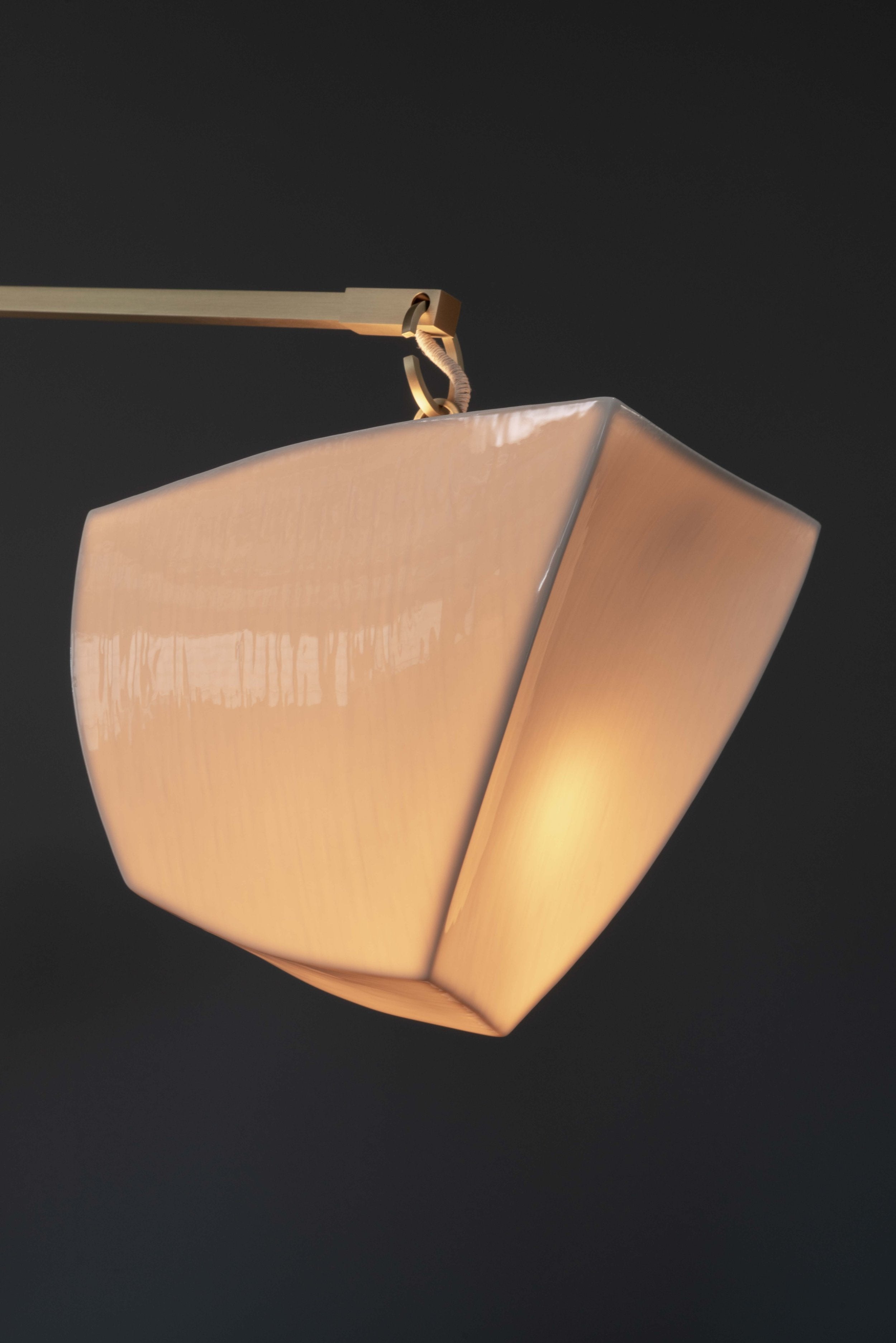 Iris Lustre en Laiton et Céramique à Créativité Individuelle Mobile - Neutralighting