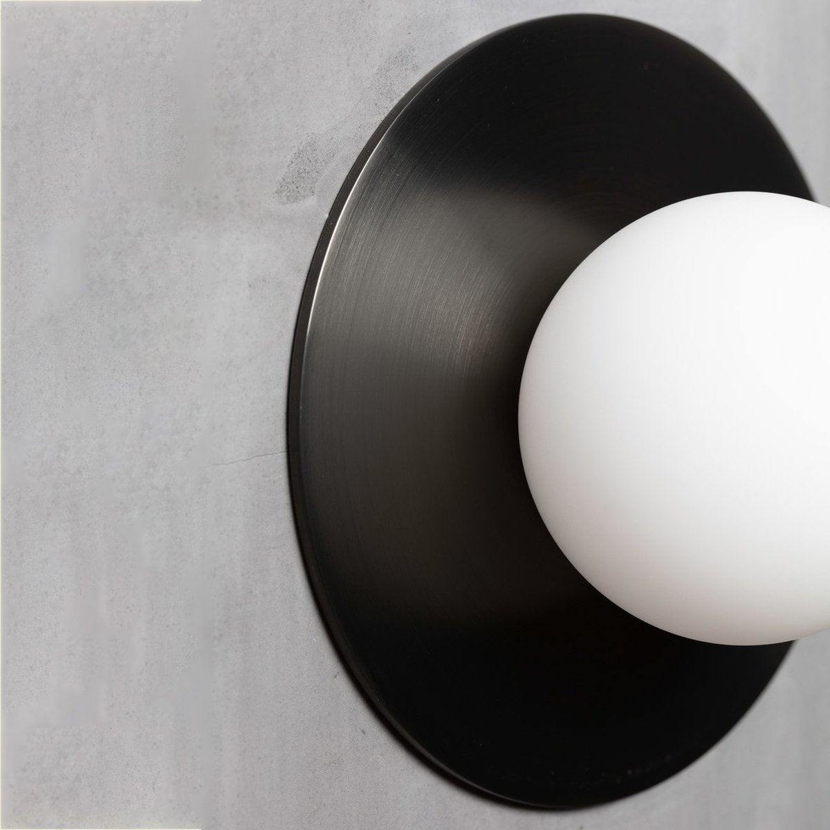 Haze Lampe Murale Ronde En Métal Et Verre Minimaliste Moderne - Neutralighting