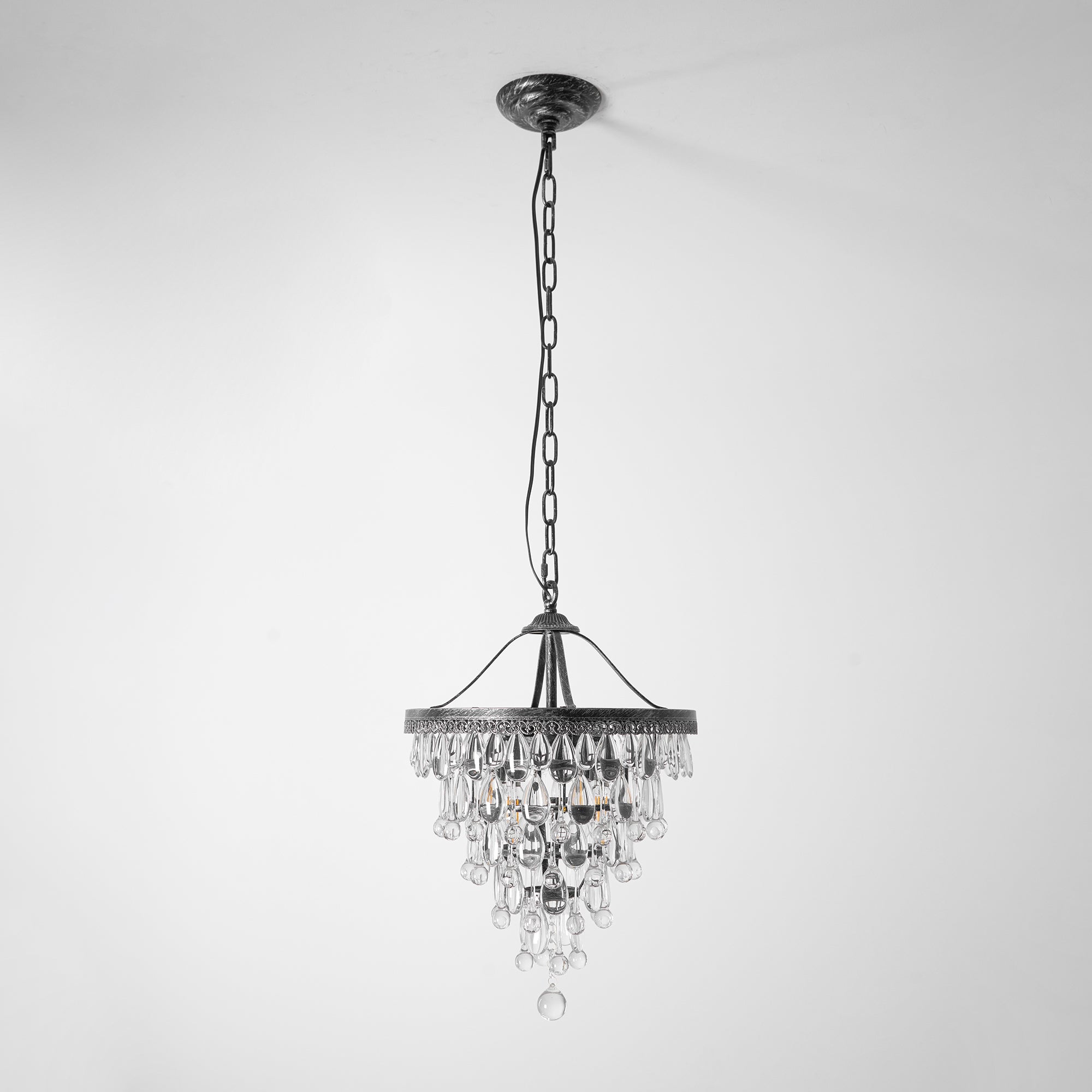 Blink Lustre Unique En Cristal Et Métal En Forme De Pyramide Inversée - Neutralighting