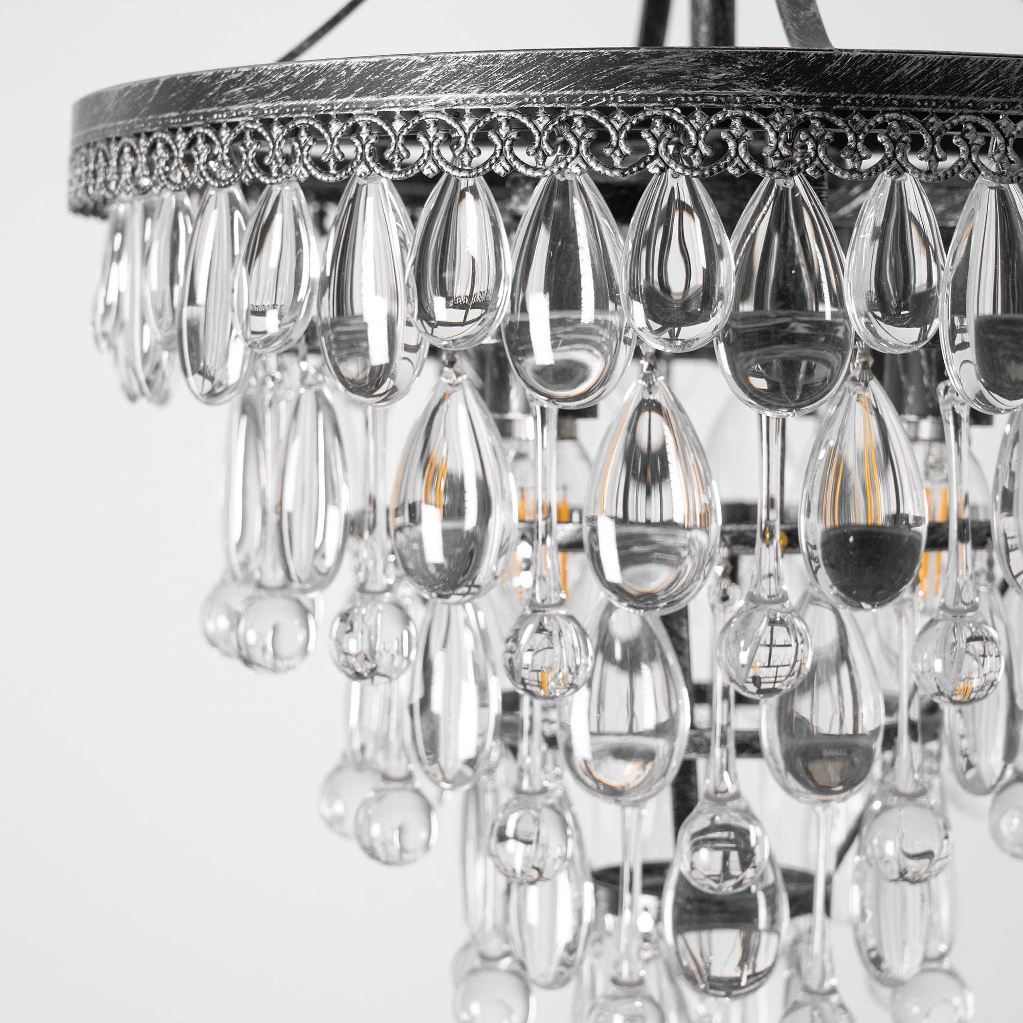 Blink Lustre Unique En Cristal Et Métal En Forme De Pyramide Inversée - Neutralighting