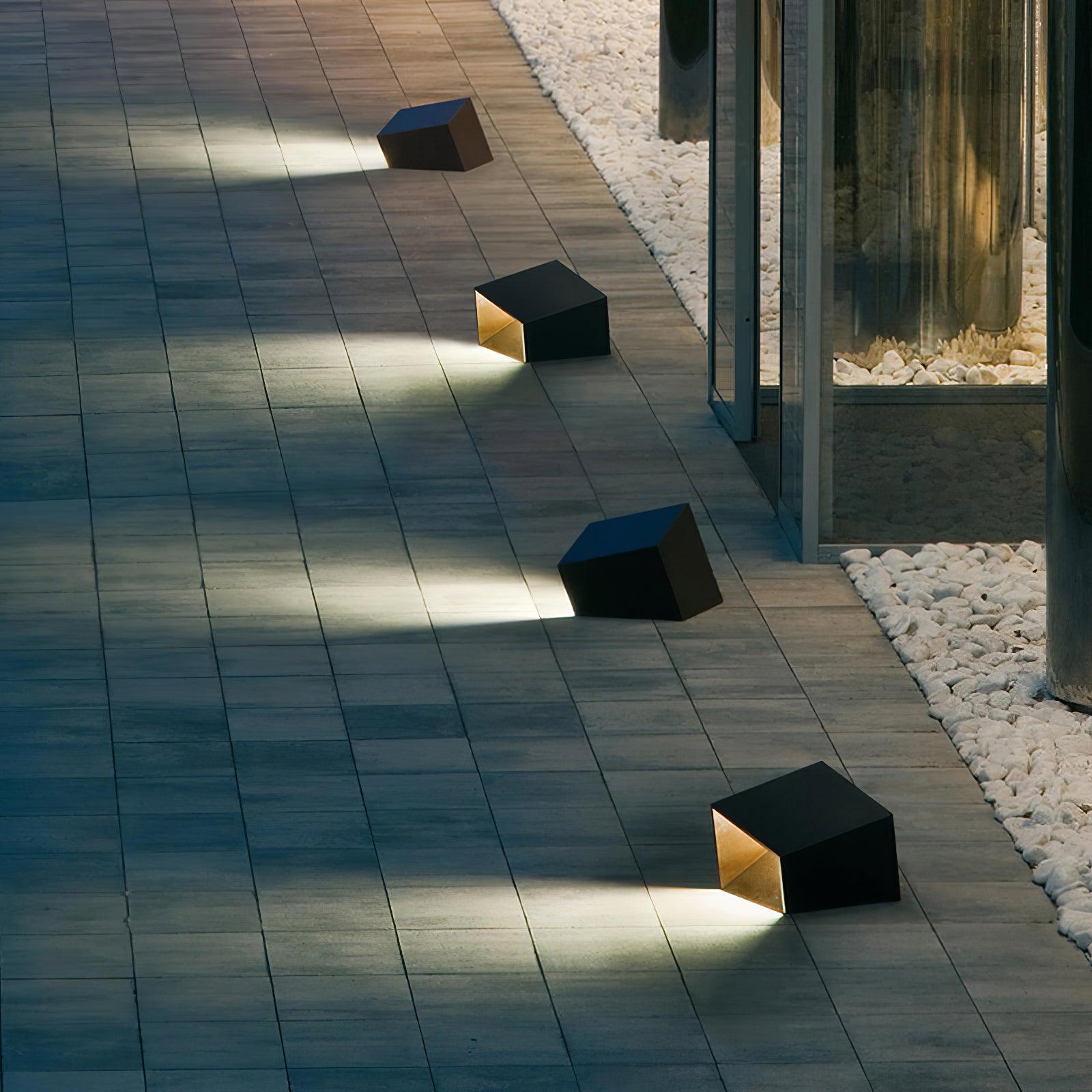 Cube Garden Outdoor Light - Blowlighting