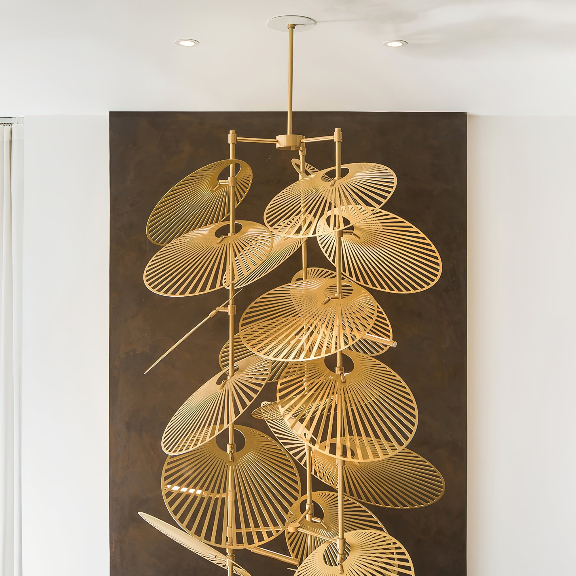 Odoraris Luxury Leaf Chandelier - Blowlighting