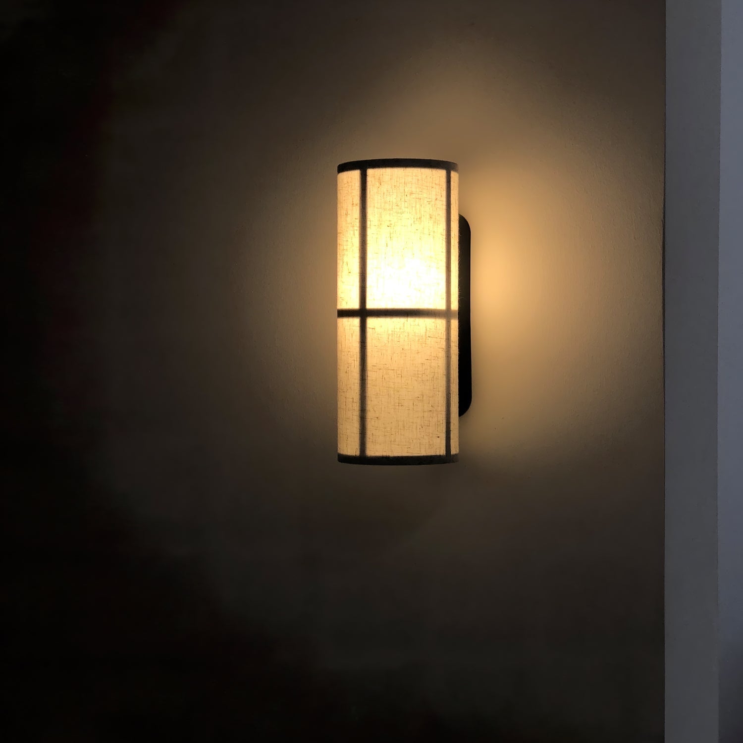 Abeleisa Cylinder Nordic Art Plug-in Fabric Wall Lamp - Neutralighting