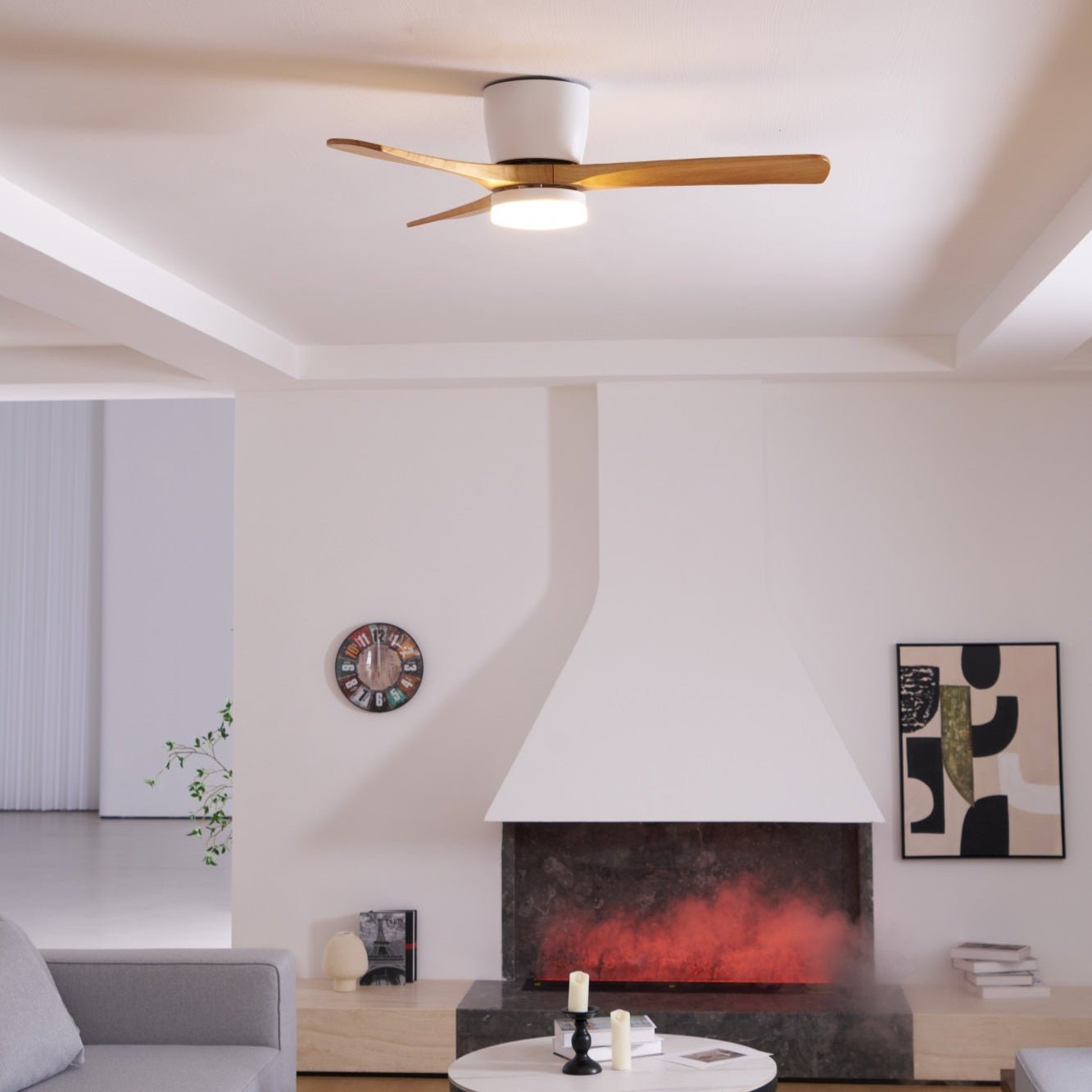 Plafonnier ventilateur Elena, un design polyvalent pour divers styles de pièces.