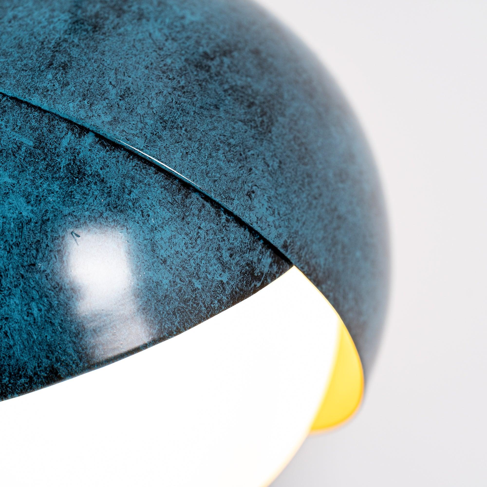 Solara Lampe Suspendue en Laiton Globe Opale Emboîté Moderne - Neutralighting