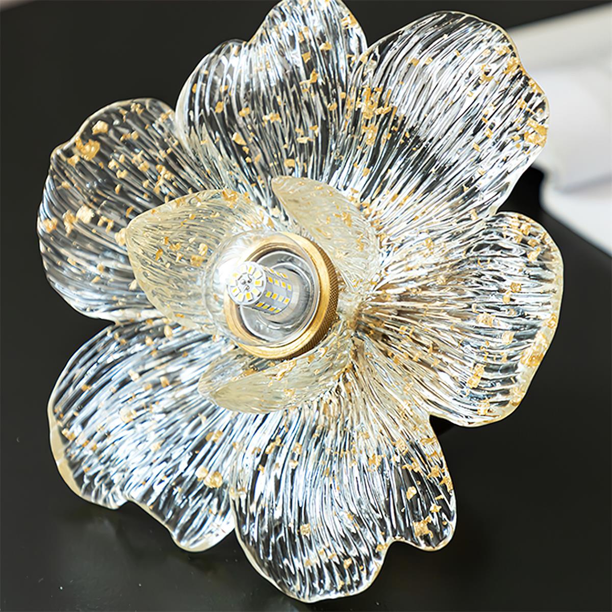 Dalie Suspension Lampe Lotus Pétales de Lotus en Résine Accents Dorés - Neutralighting