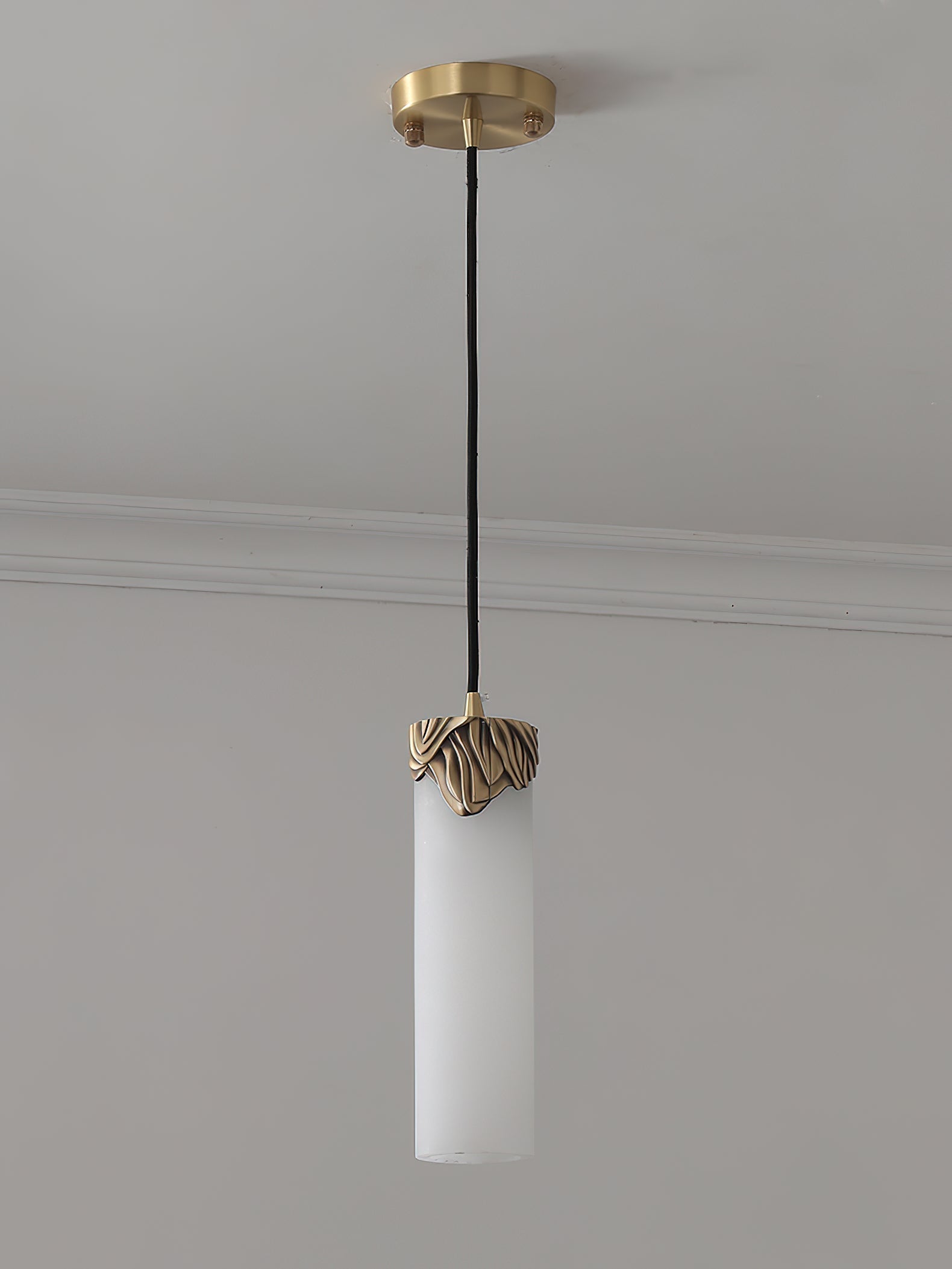 Quiver Suspension Moderne Minimaliste En Laiton Et Albâtre - Neutralighting