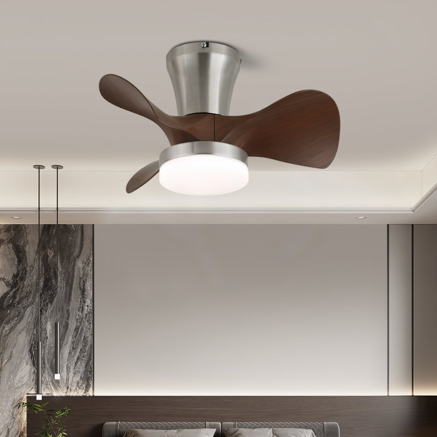 Plafonnier Ventilateur Nera en Bois Moderne, montrant la télécommande