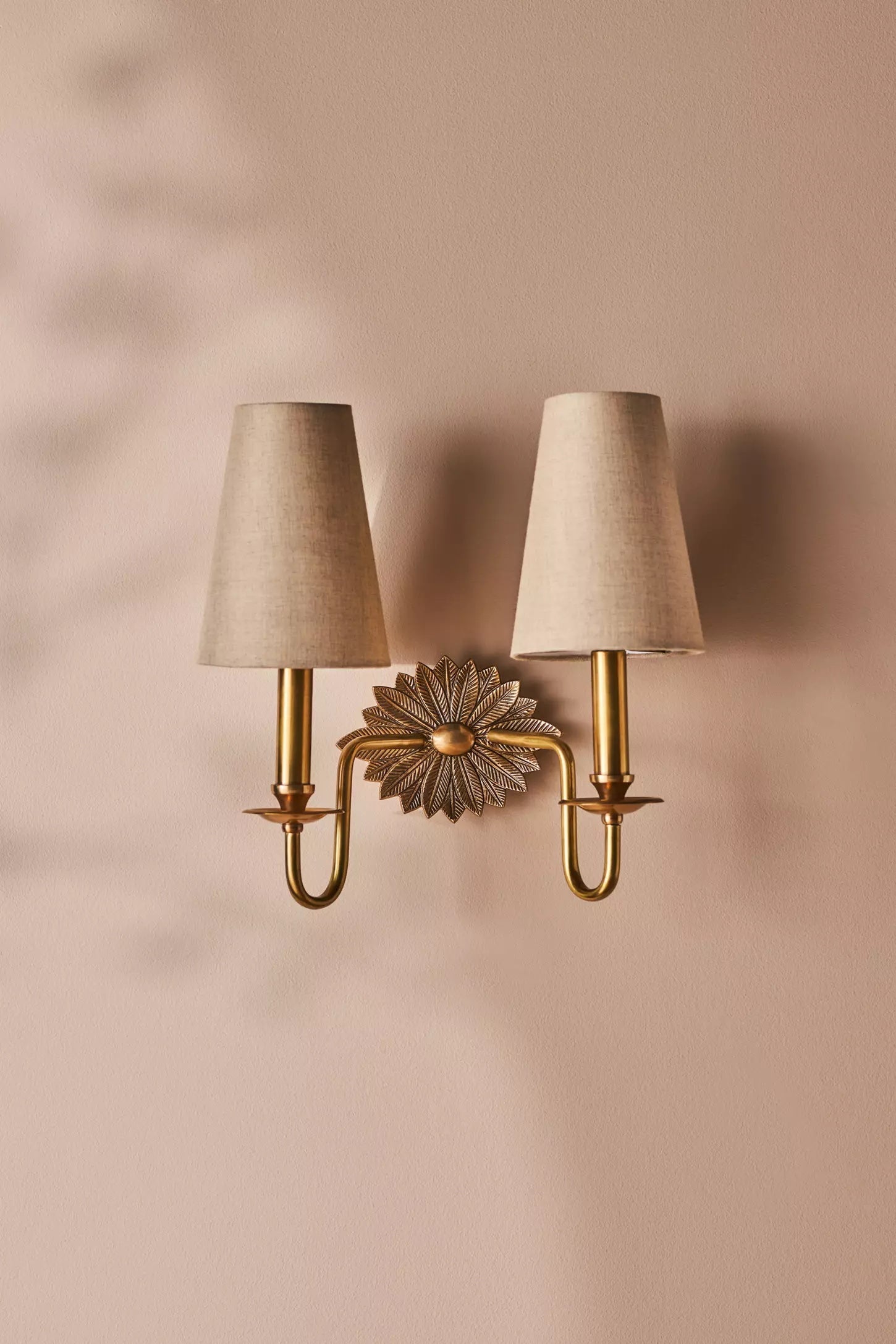 Nimb Applique Murale Double en Tissu et Laiton Élégance Premium - Neutralighting