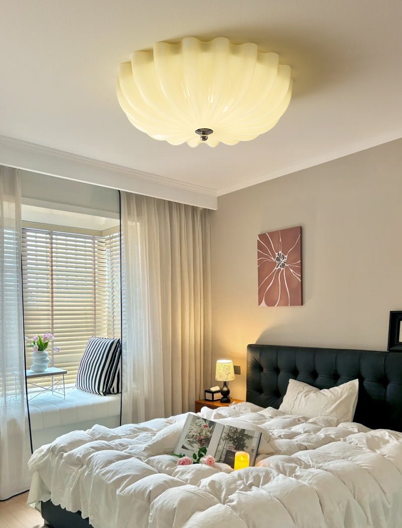 Dewdrop Shell Ceiling Light - Blowlighting