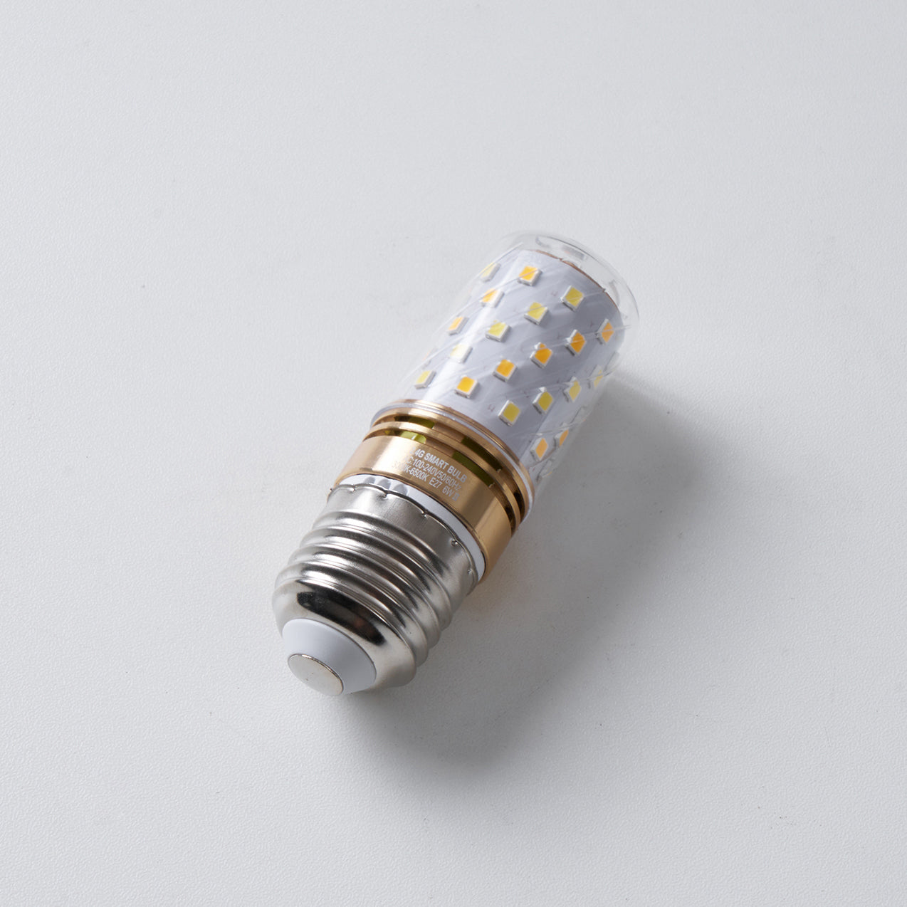 Clad Ampoule LED Dimmable en Verre E27 6W - Neutralighting