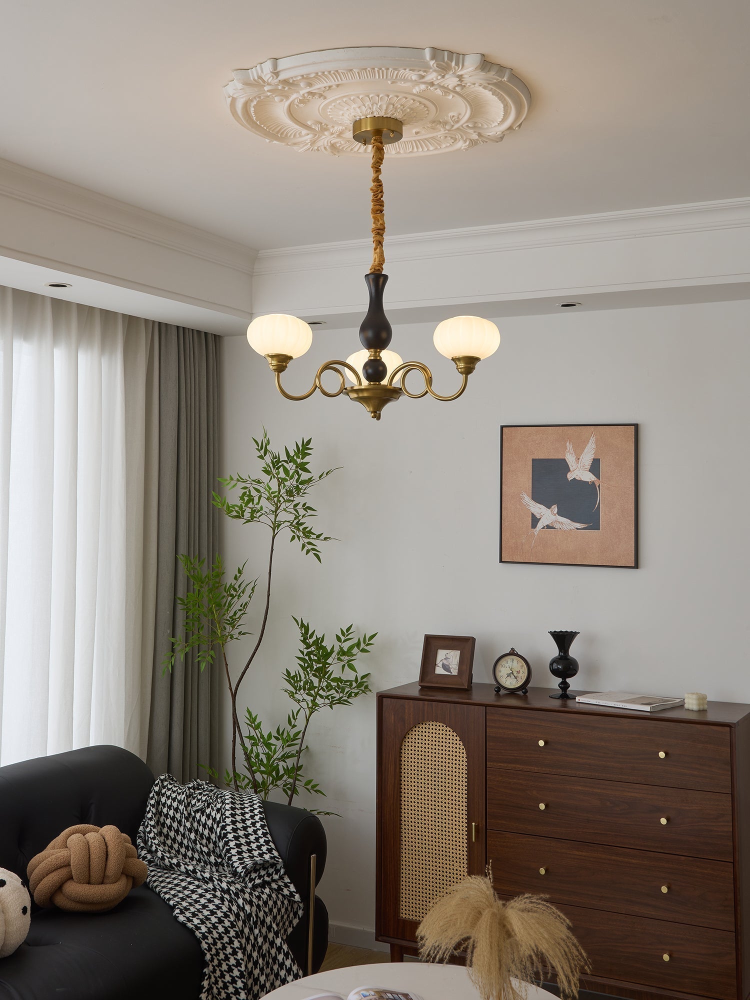 Elaris Chandelier - Blowlighting
