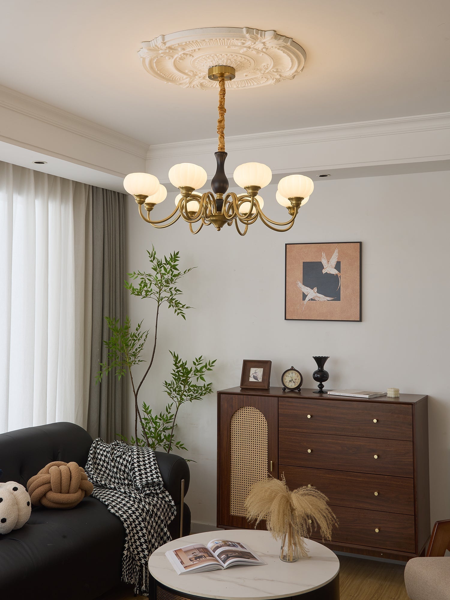 Elaris Chandelier - Blowlighting