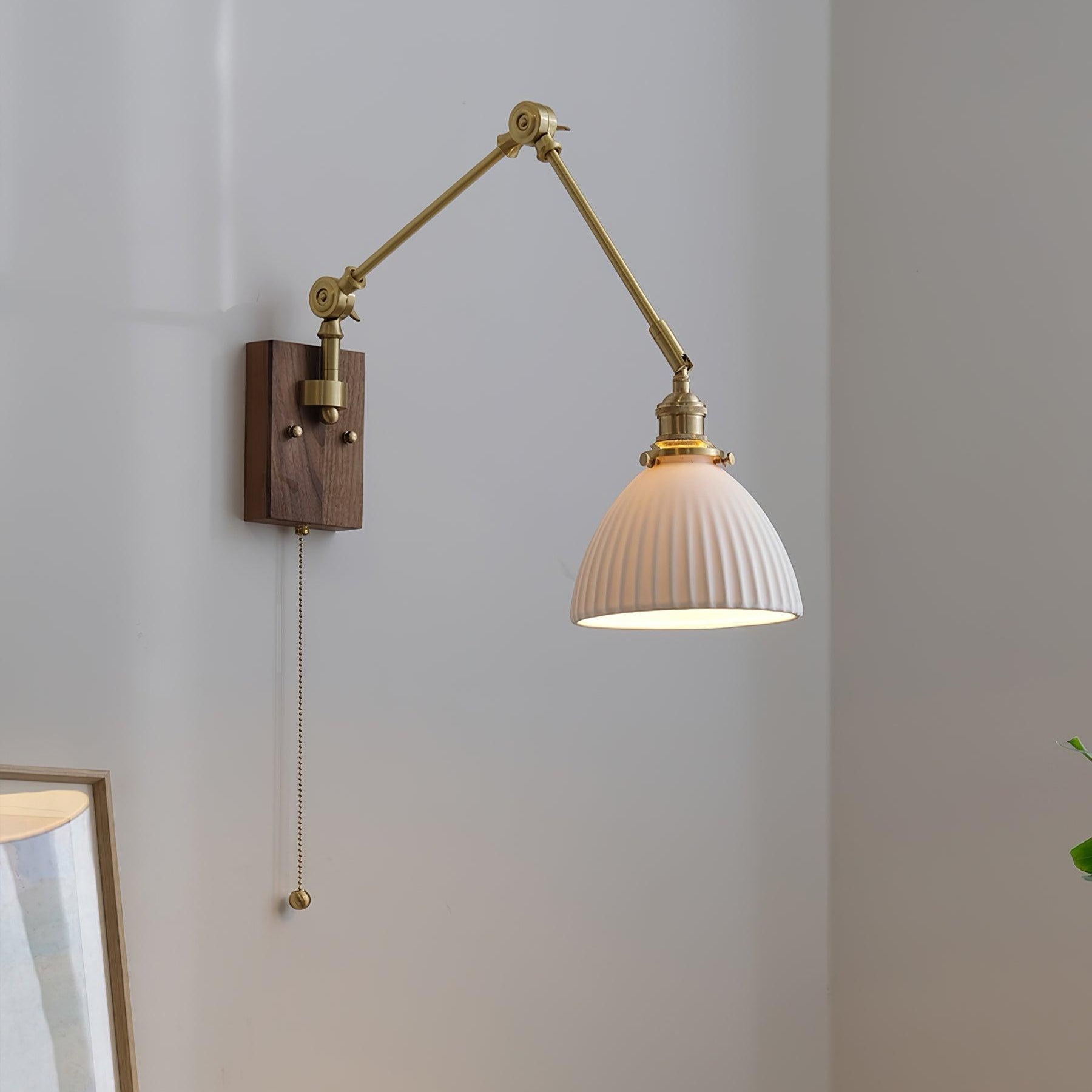 Brione Applique Murale Vintage Bras Pivotant Réglable - Neutralighting