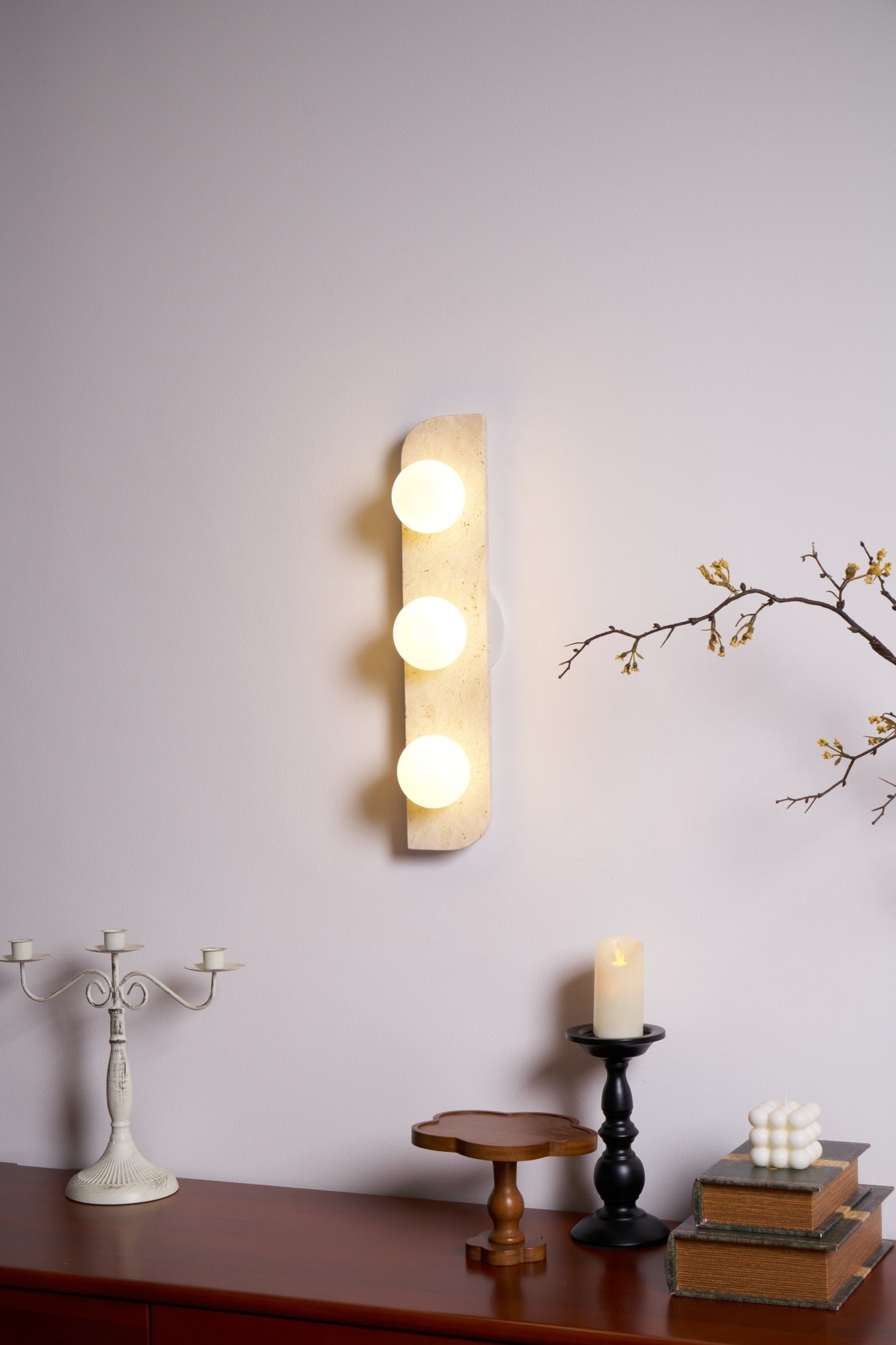 Zophaor Minimalist Travertine Plug-In Wall Light - Neutralighting