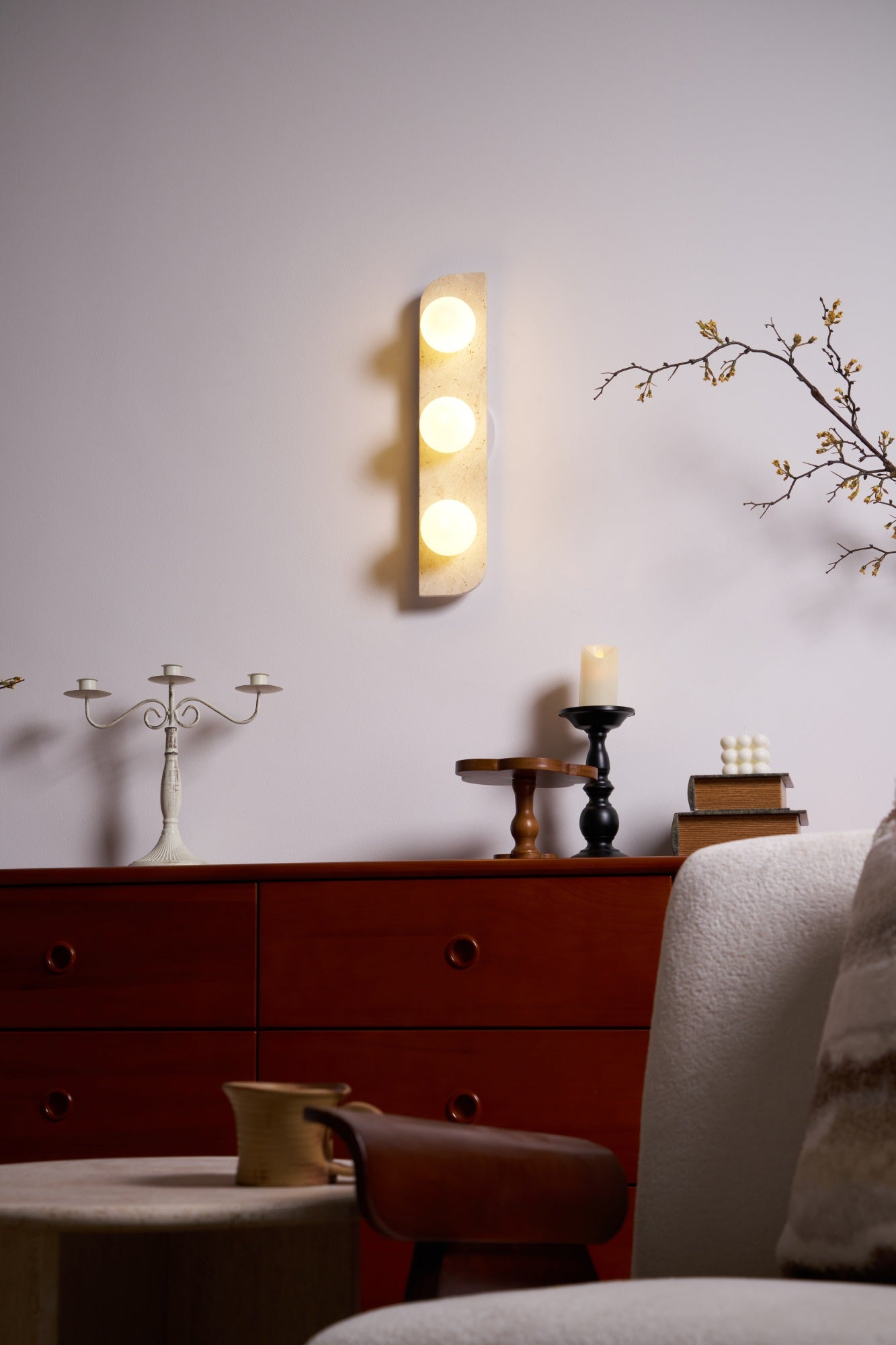 Zophaor Minimalist Travertine Plug-In Wall Light - Neutralighting