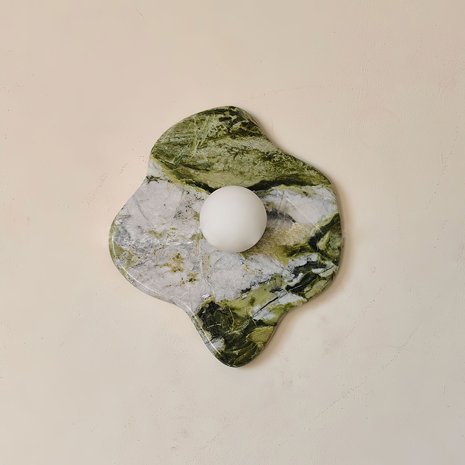 Fyln Applique Murale Organique en Marbre Vert - Neutralighting