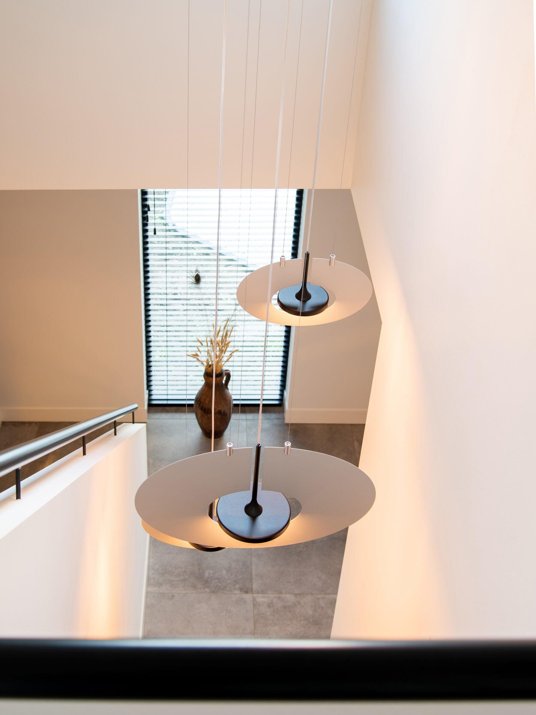 Solara Lampe suspendue ovale à anneau géométrique - Neutralighting