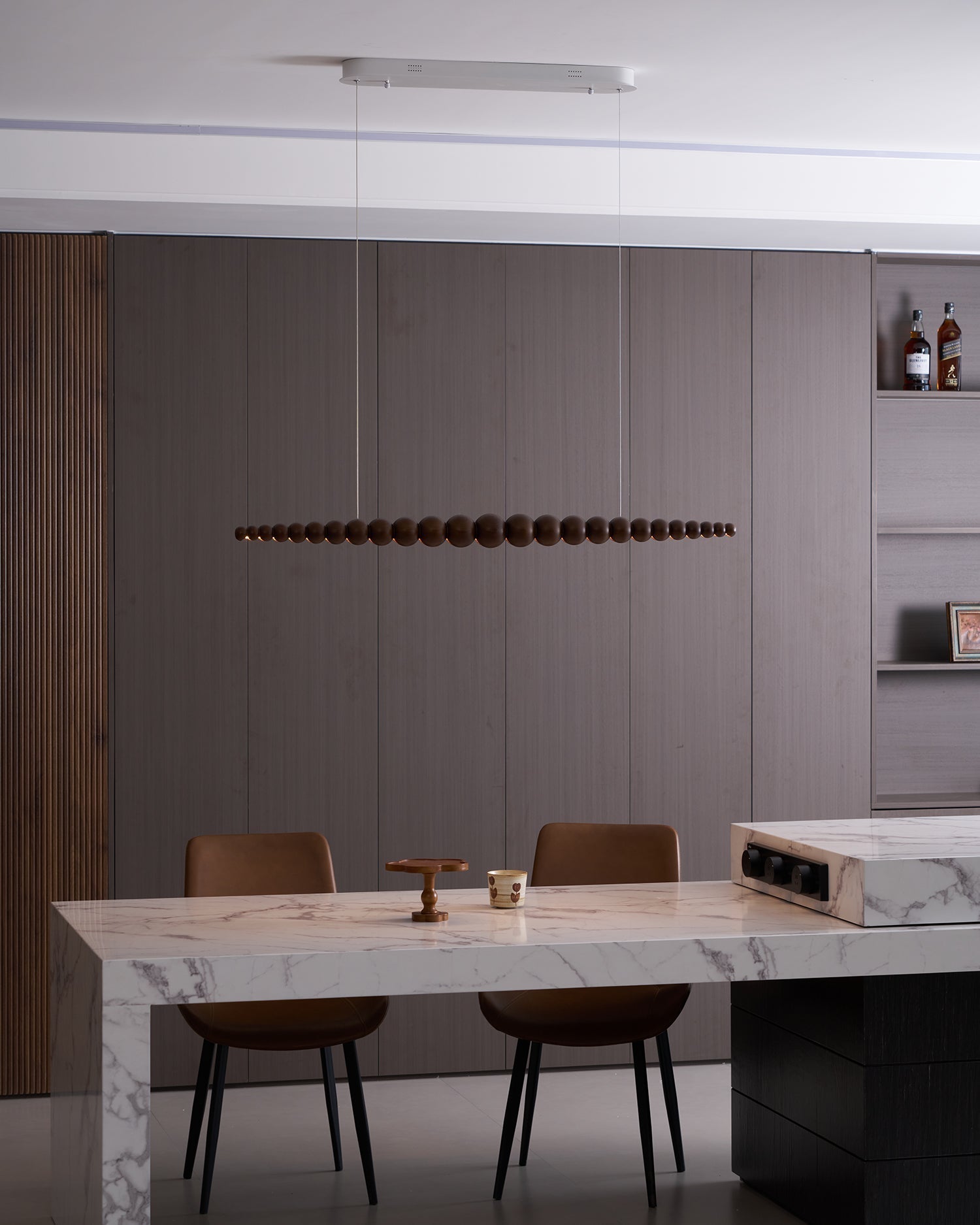 Arbor Chandelier Minimaliste en Bois Noyer - Neutralighting