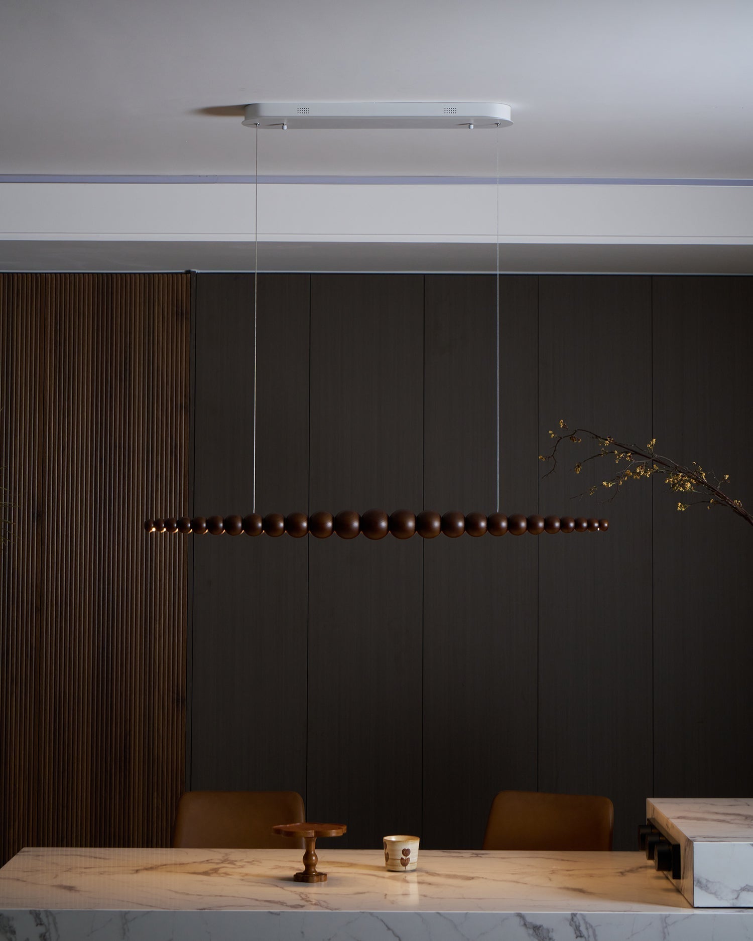 Arbor Chandelier Minimaliste en Bois Noyer - Neutralighting