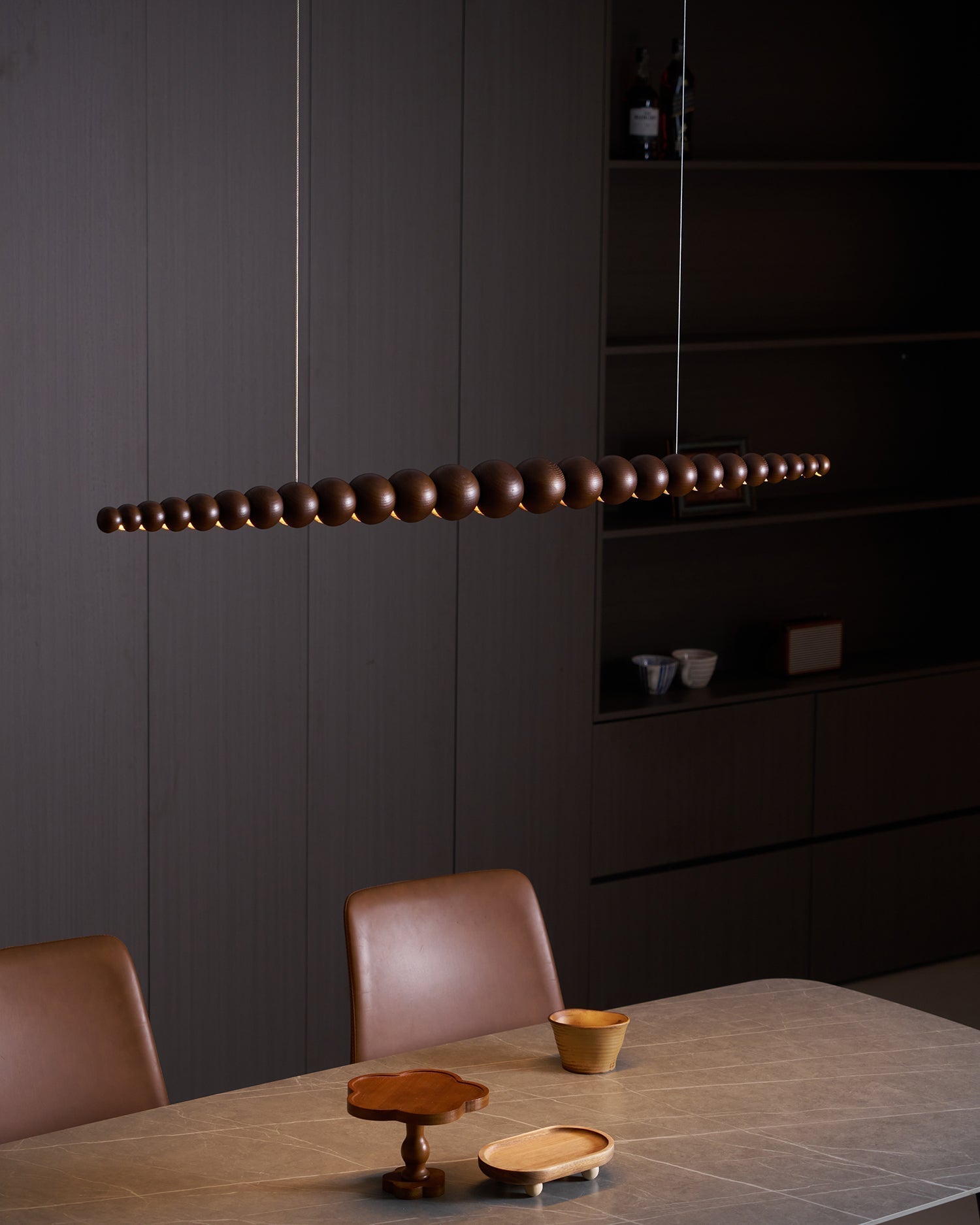 Arbor Chandelier Minimaliste en Bois Noyer - Neutralighting