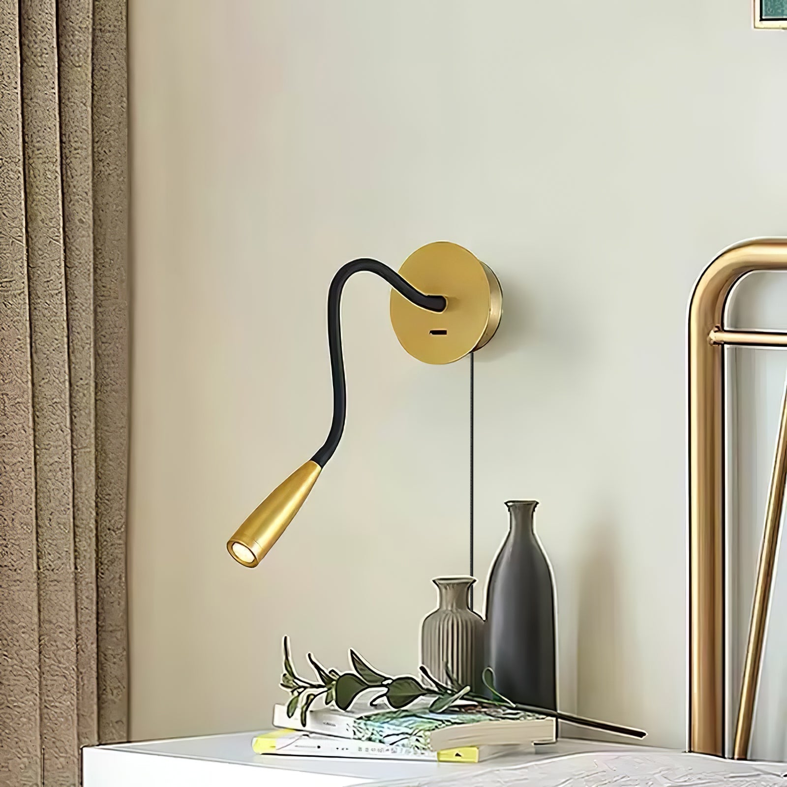 Zodore Modern Minimalist Plug-in Wall Light - Neutralighting