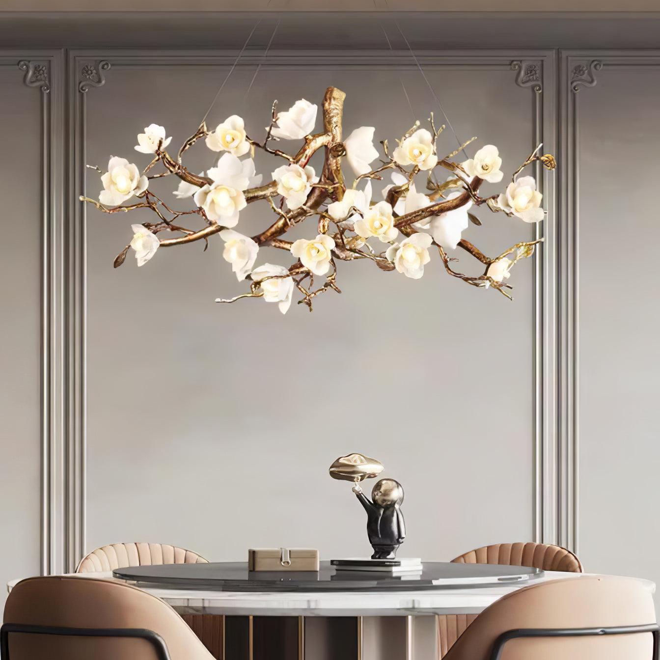 Avaros Lustre en céramique et laiton de luxe postmoderne avec branches fleuries - Neutralighting