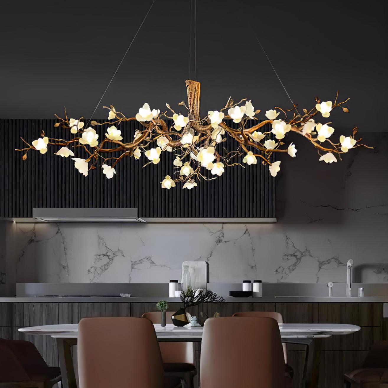 Avaros Lustre en céramique et laiton de luxe postmoderne avec branches fleuries - Neutralighting
