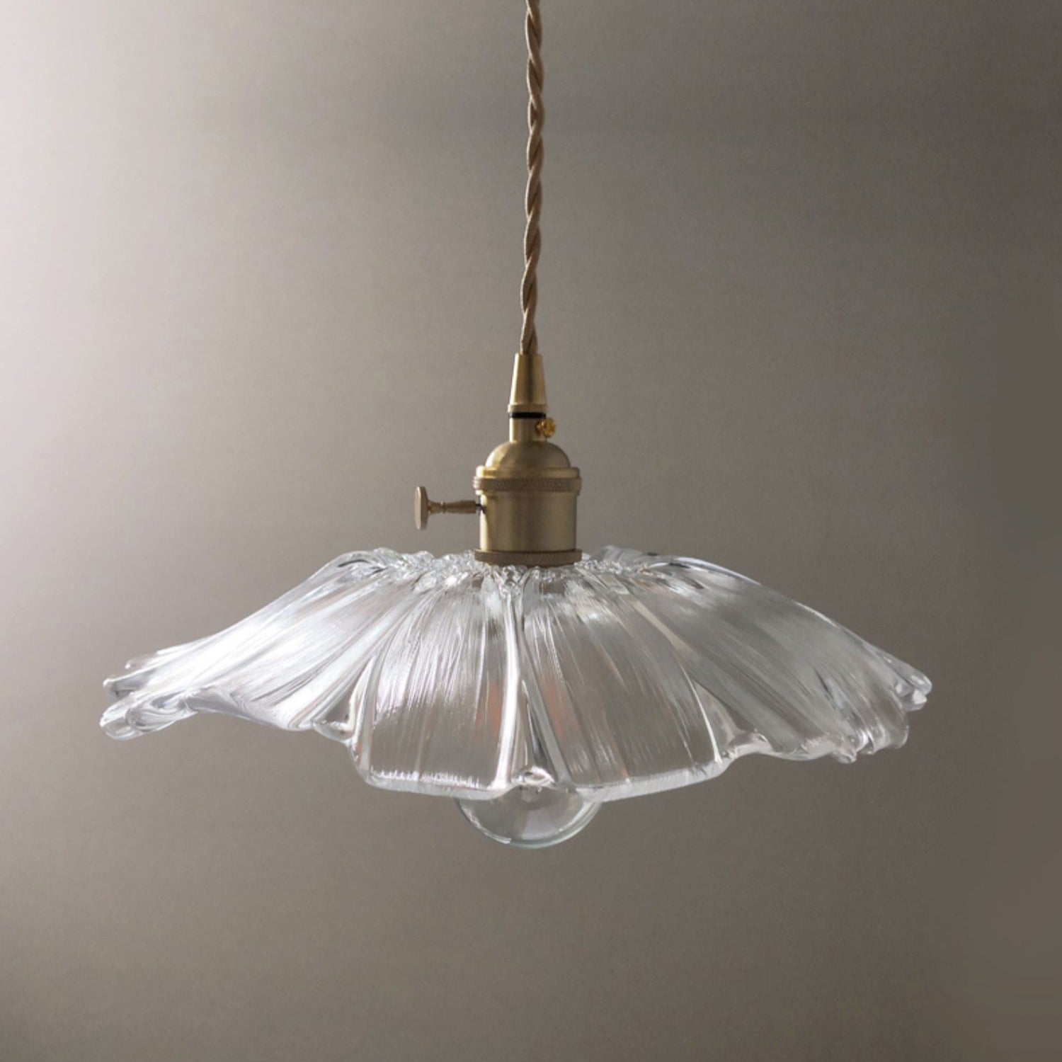 Aurvarira Suspension Art Laiton Verre Moderne Minimaliste - Neutralighting