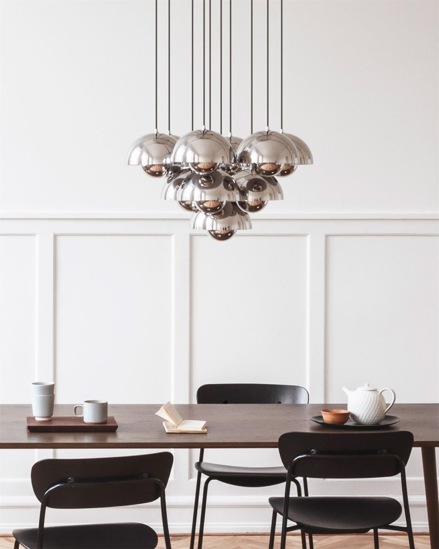 Flowerpot Chandelier - Neutralighting