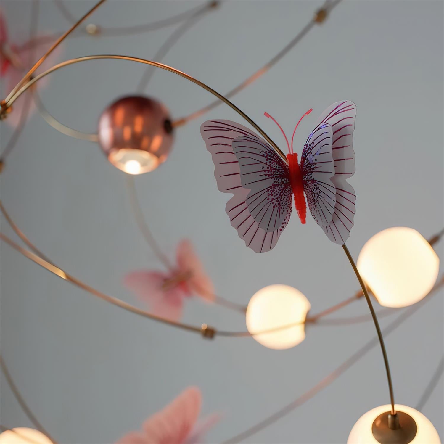 Flutterveil Chandelier Papillon Rêveur - Neutralighting