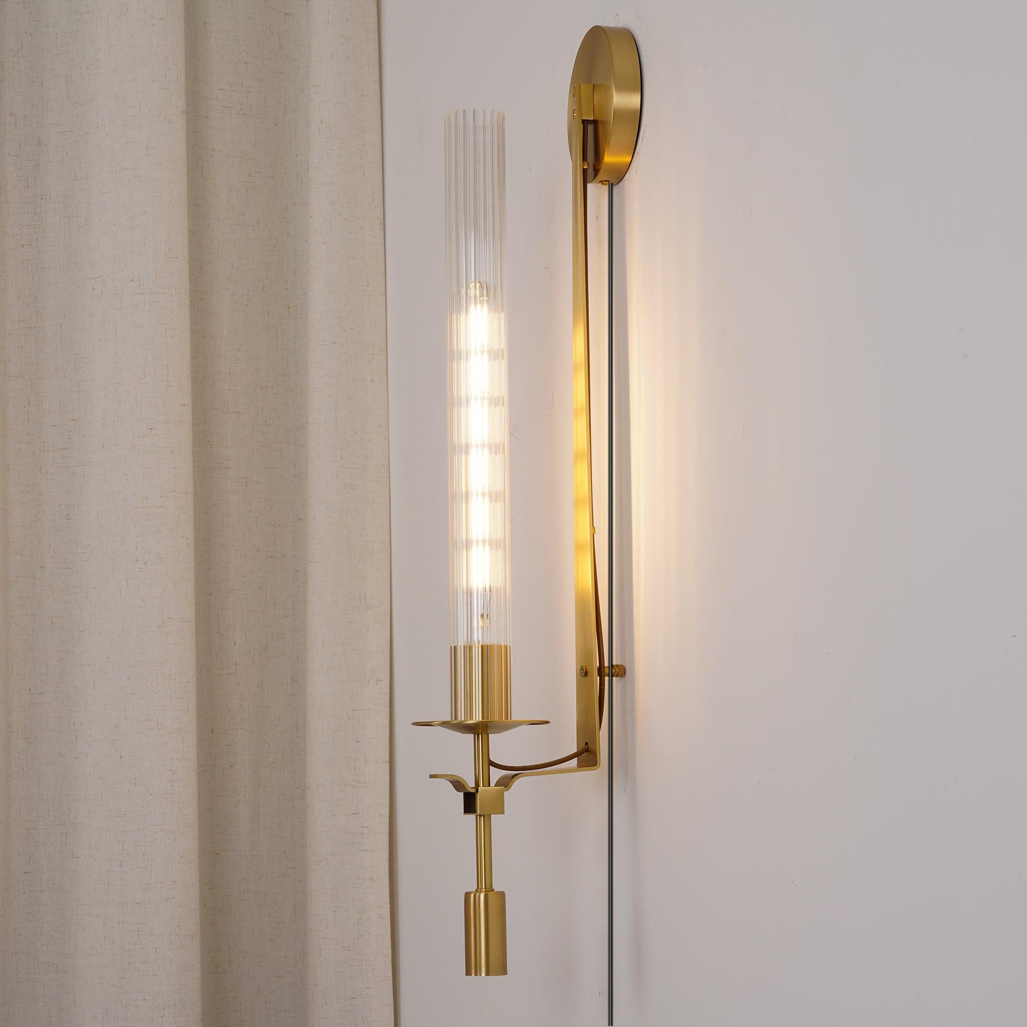 Ceshaisra French Classicism Plug-in Brass Glass Wall Lamp - Neutralighting