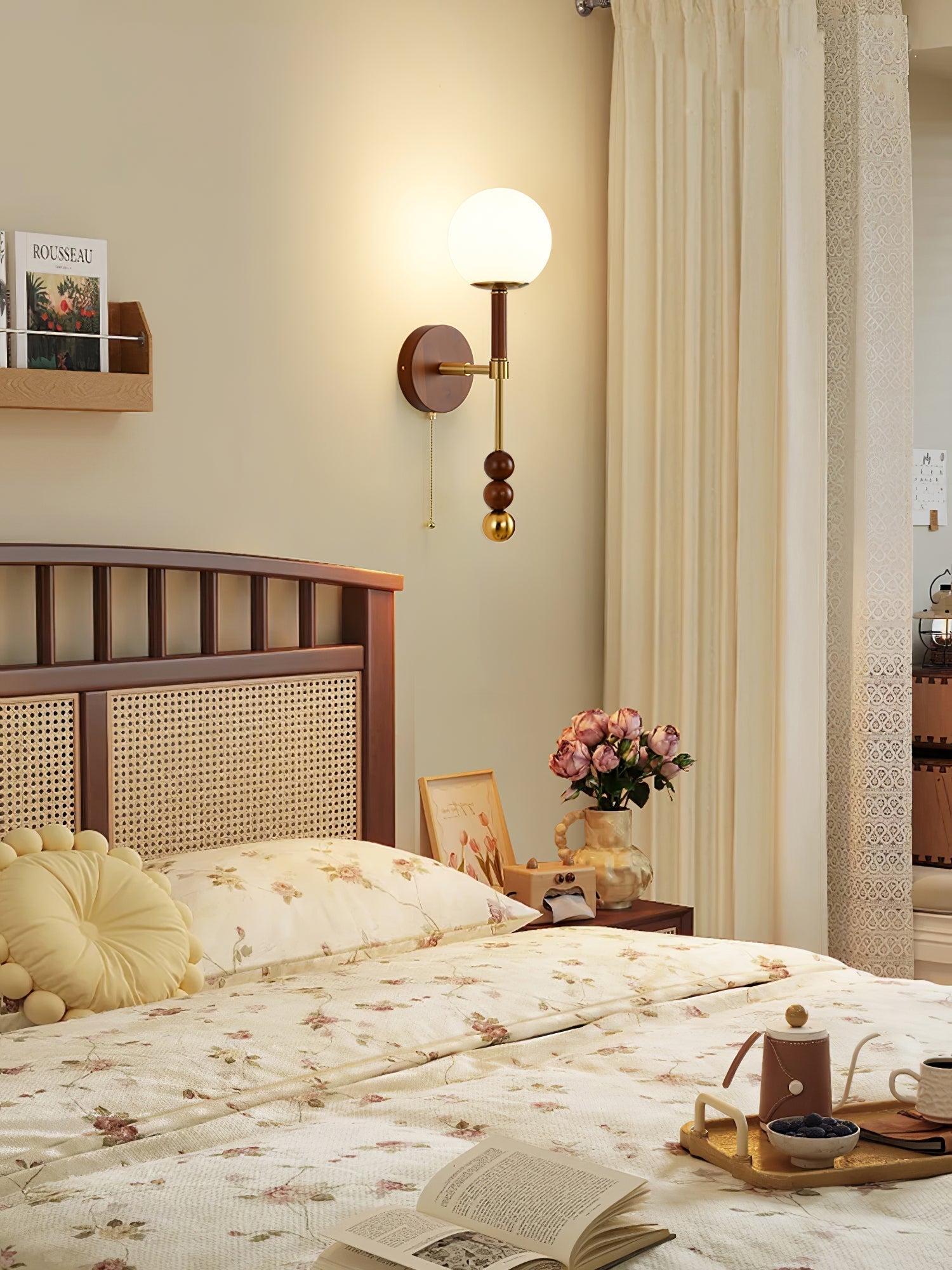 Hilda Roma Elegance Wood Sconce Wall lamp - Neutralighting