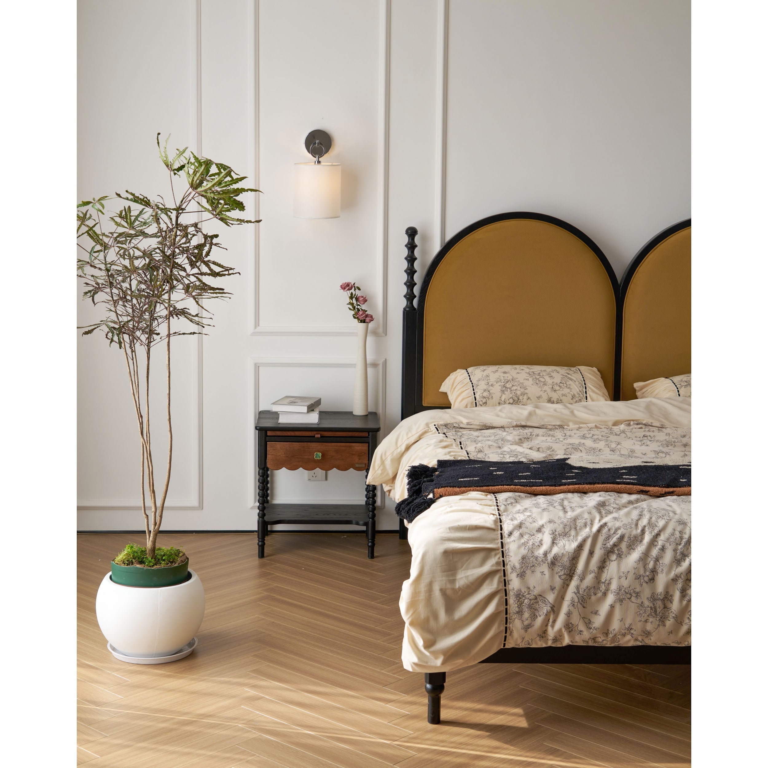 Cotheor Applique Murale Circulaire Laiton Tissu Minimaliste Moderne - Neutralighting