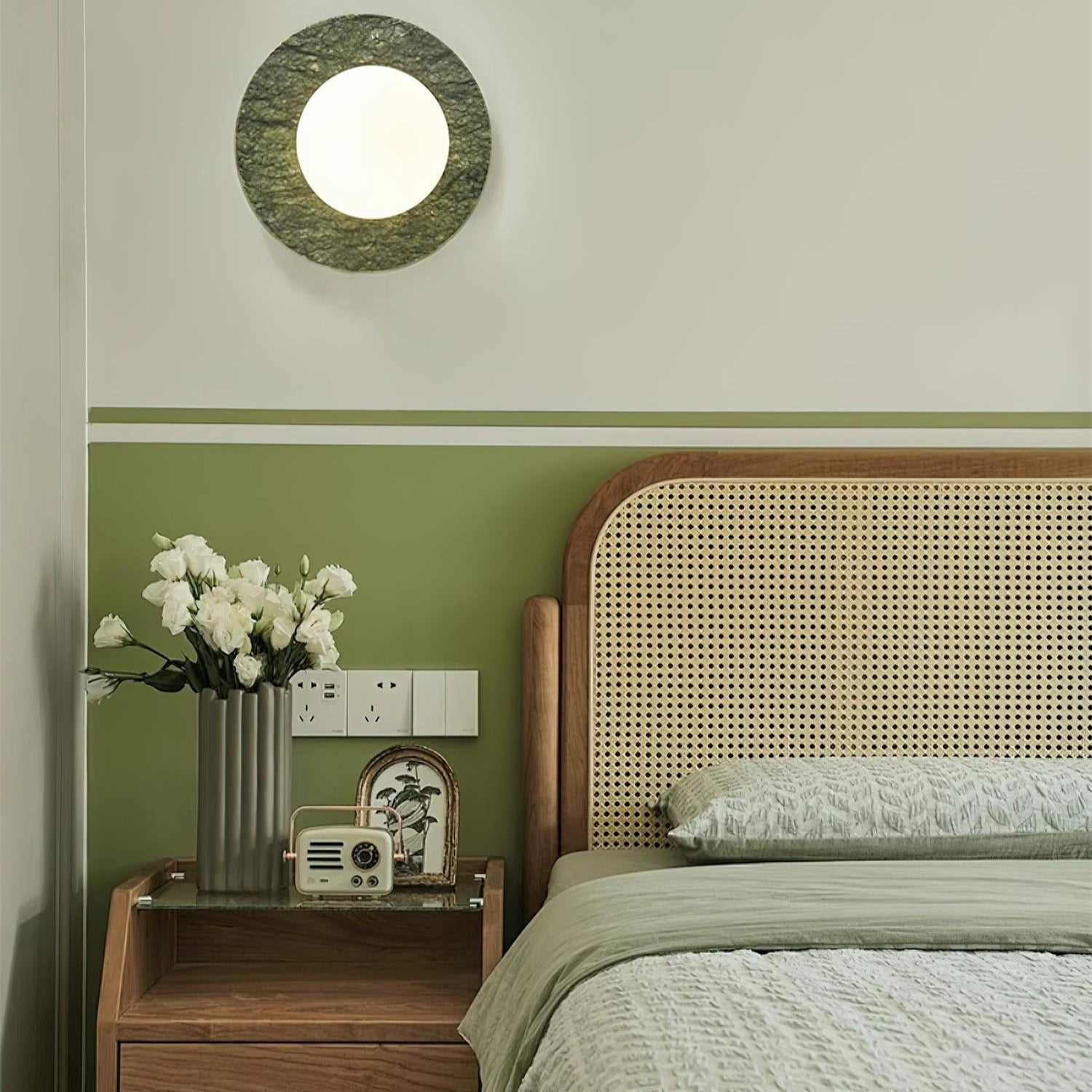Enox Applique Murale Minimaliste à Globe en Marbre - Neutralighting