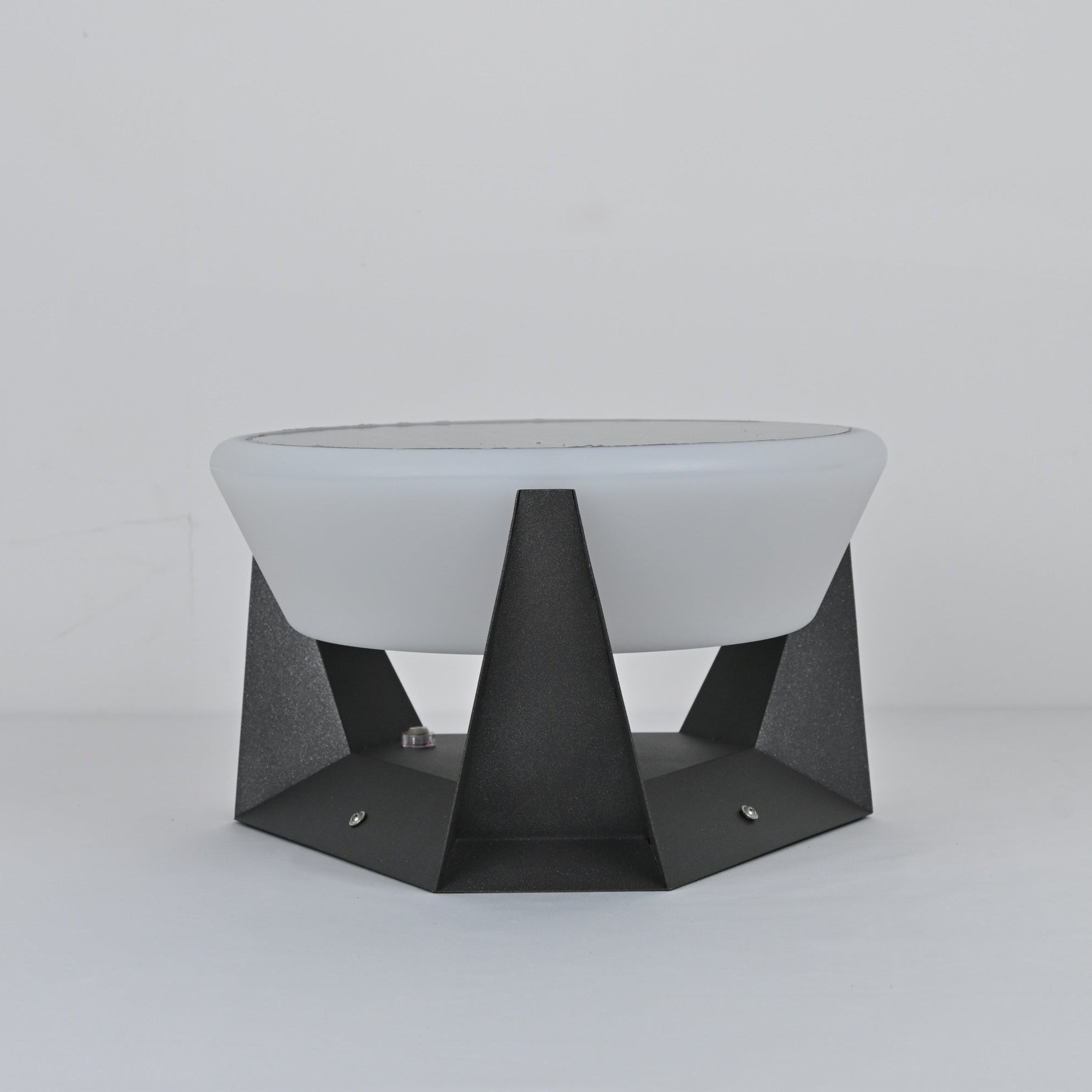 Geobase Solar Outdoor Light - Blowlighting